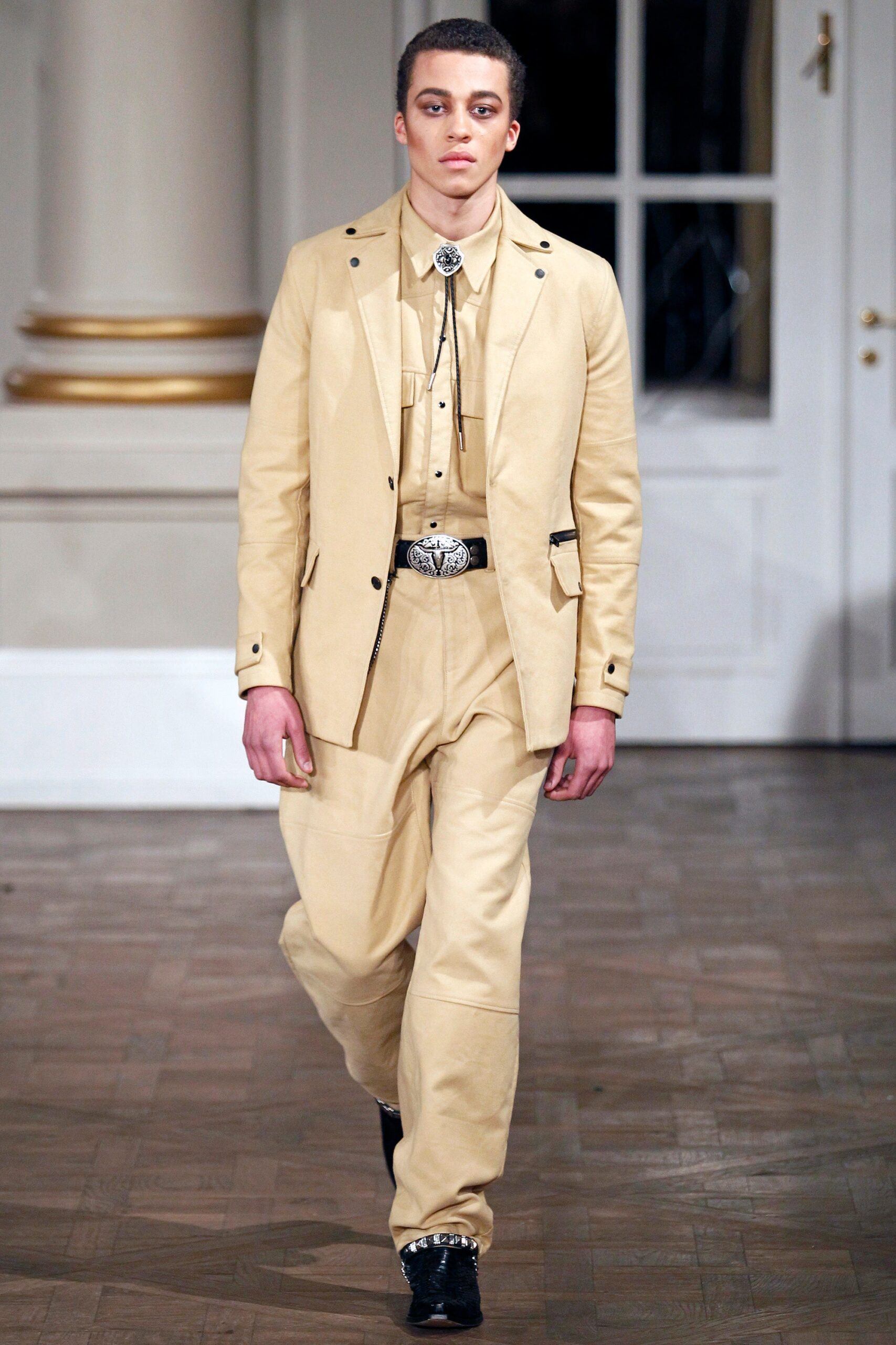 beige leather long-sleeve collared tailored buttoned suit