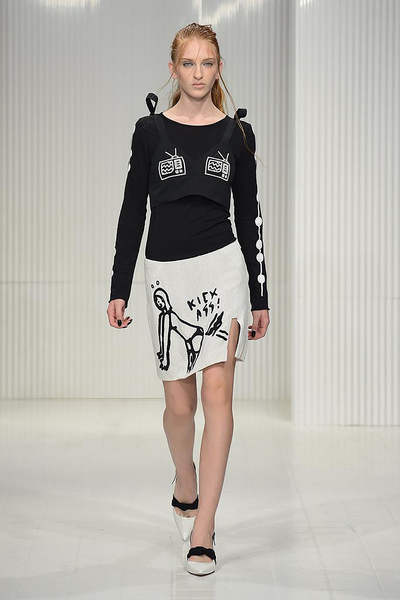 white slit fitted printed skirt