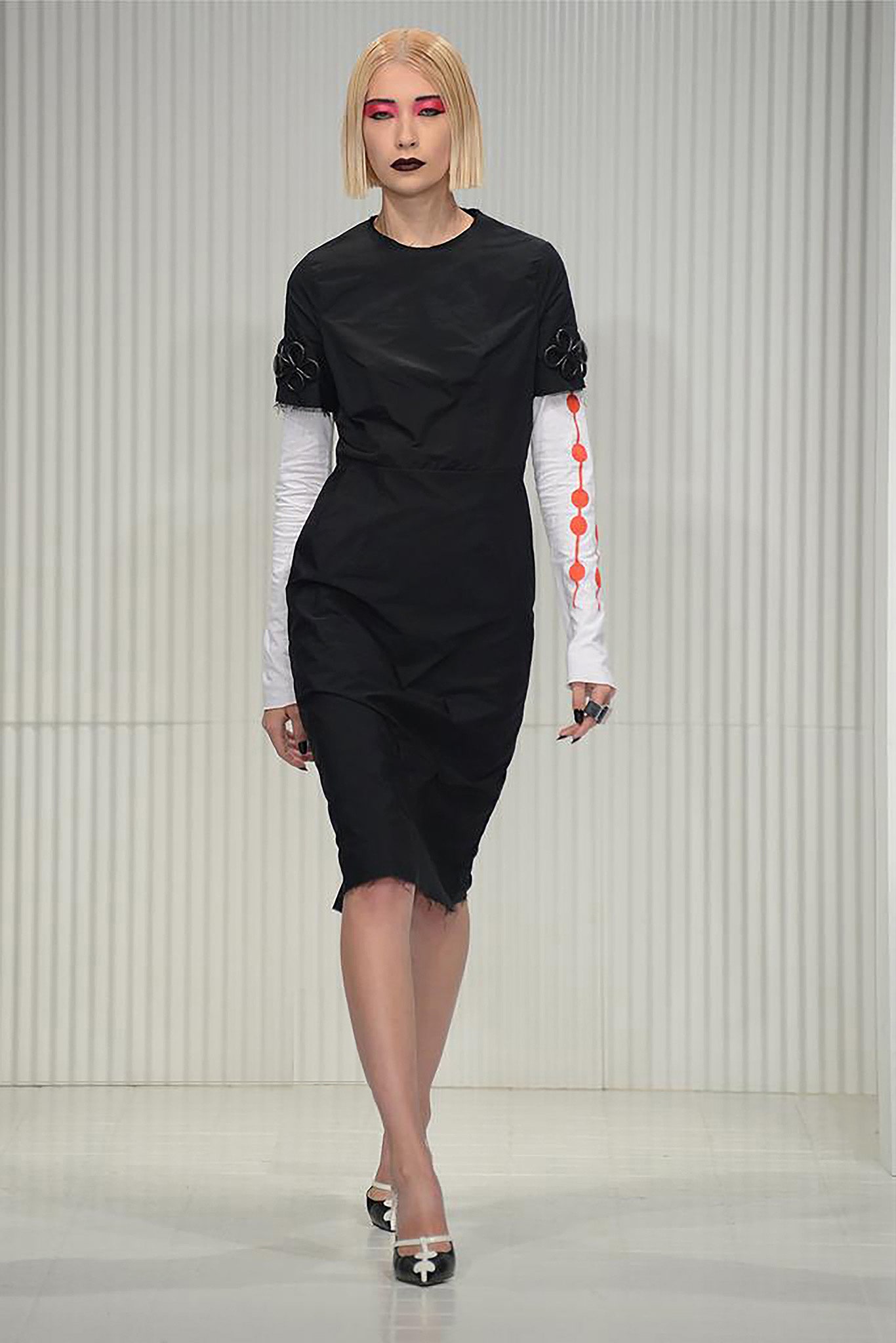 fitted black cotton midi dress