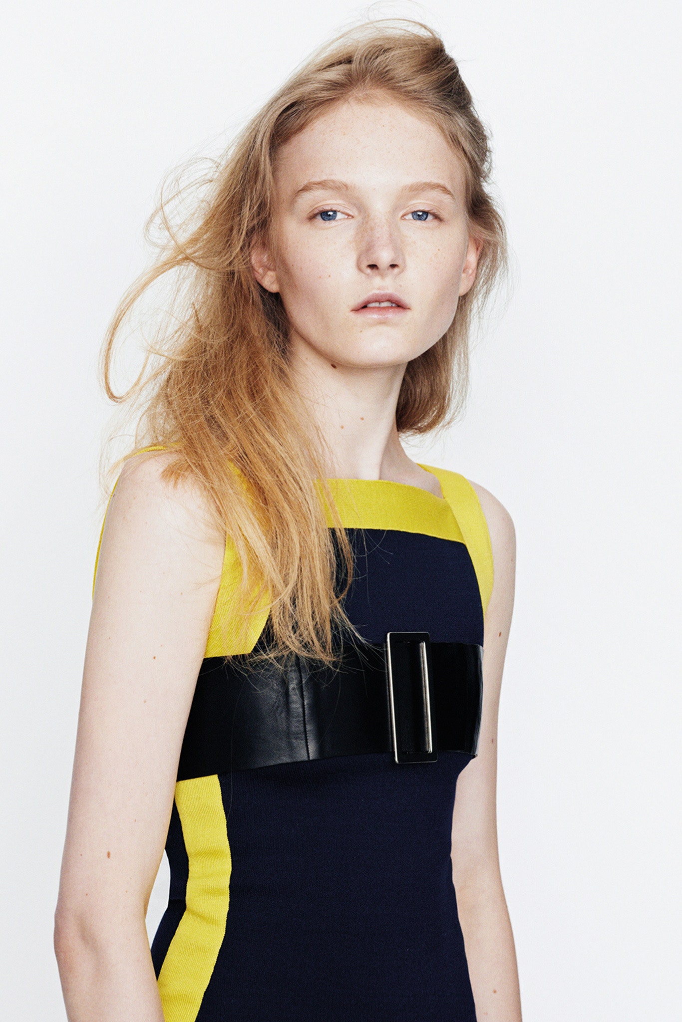 fitted color-blocked dress