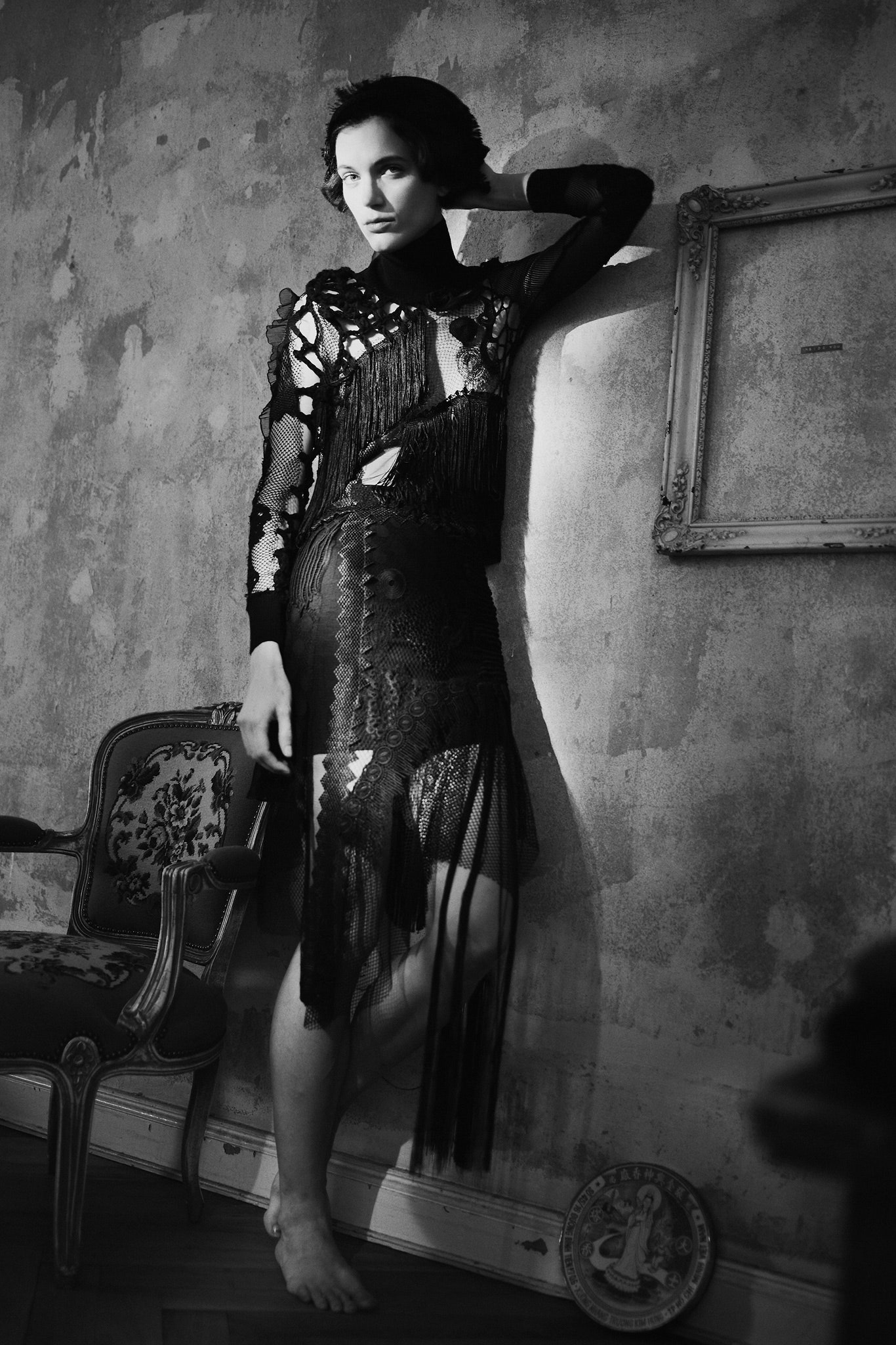 black lace fitted dress