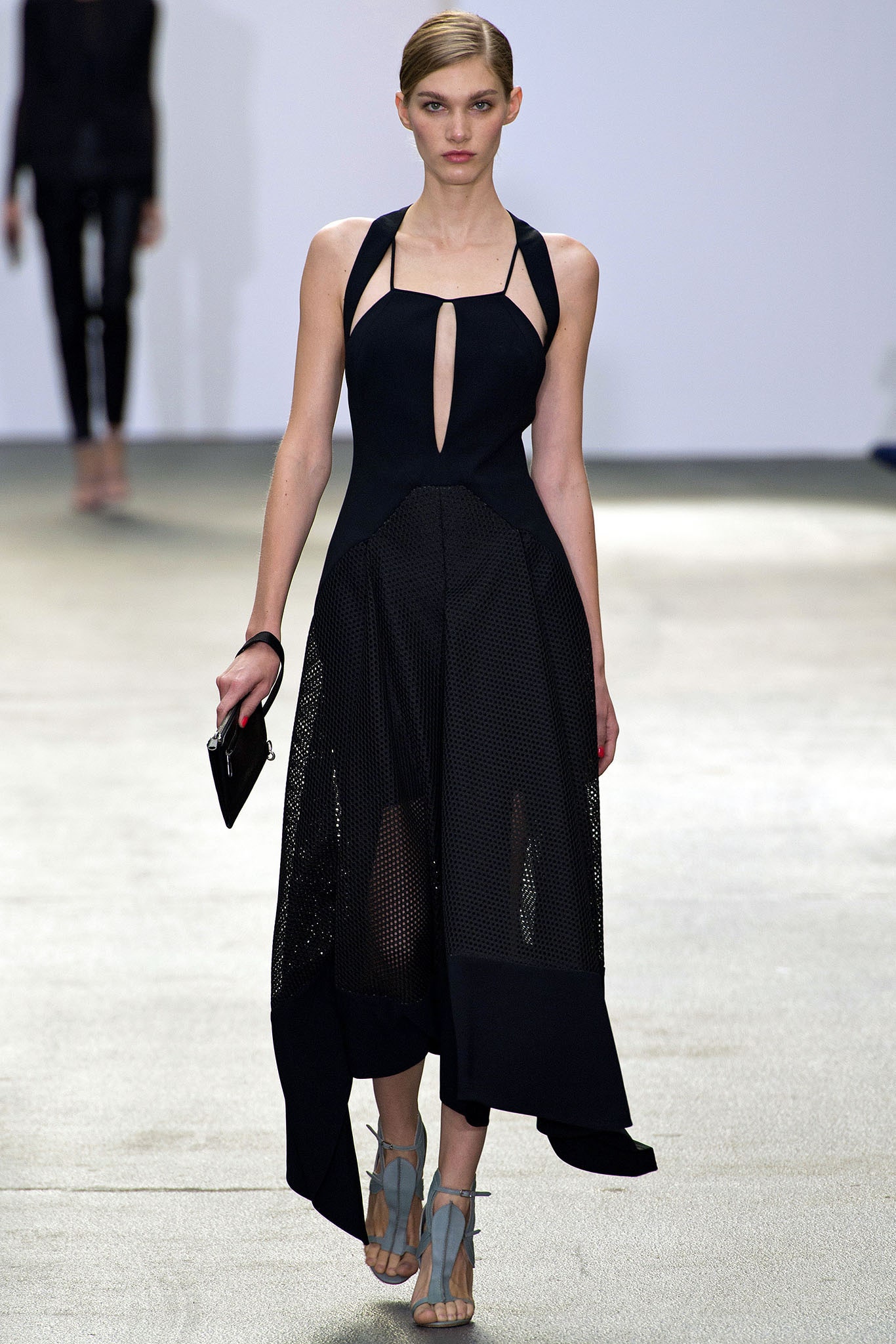 black fitted sleeveless dress