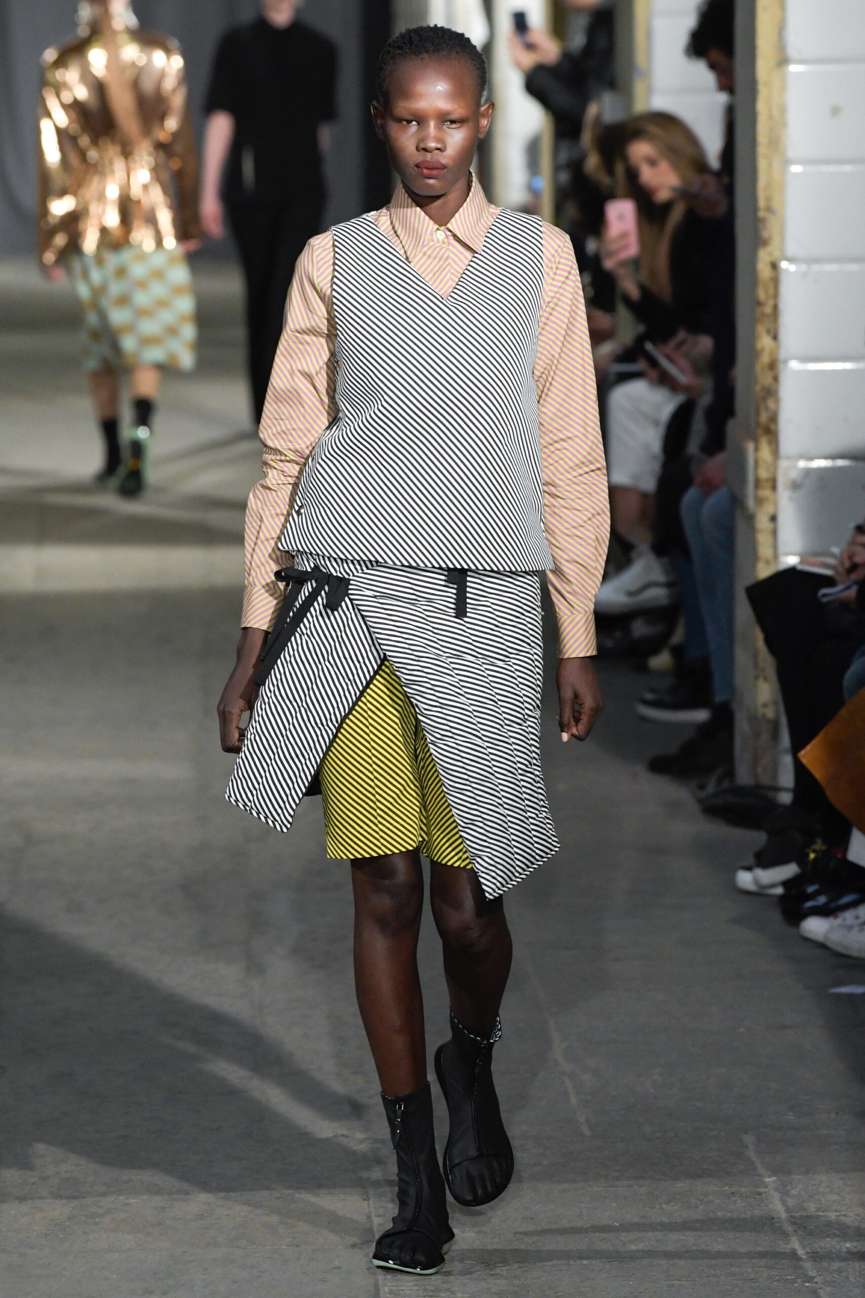 yellow asymmetric fitted skirt