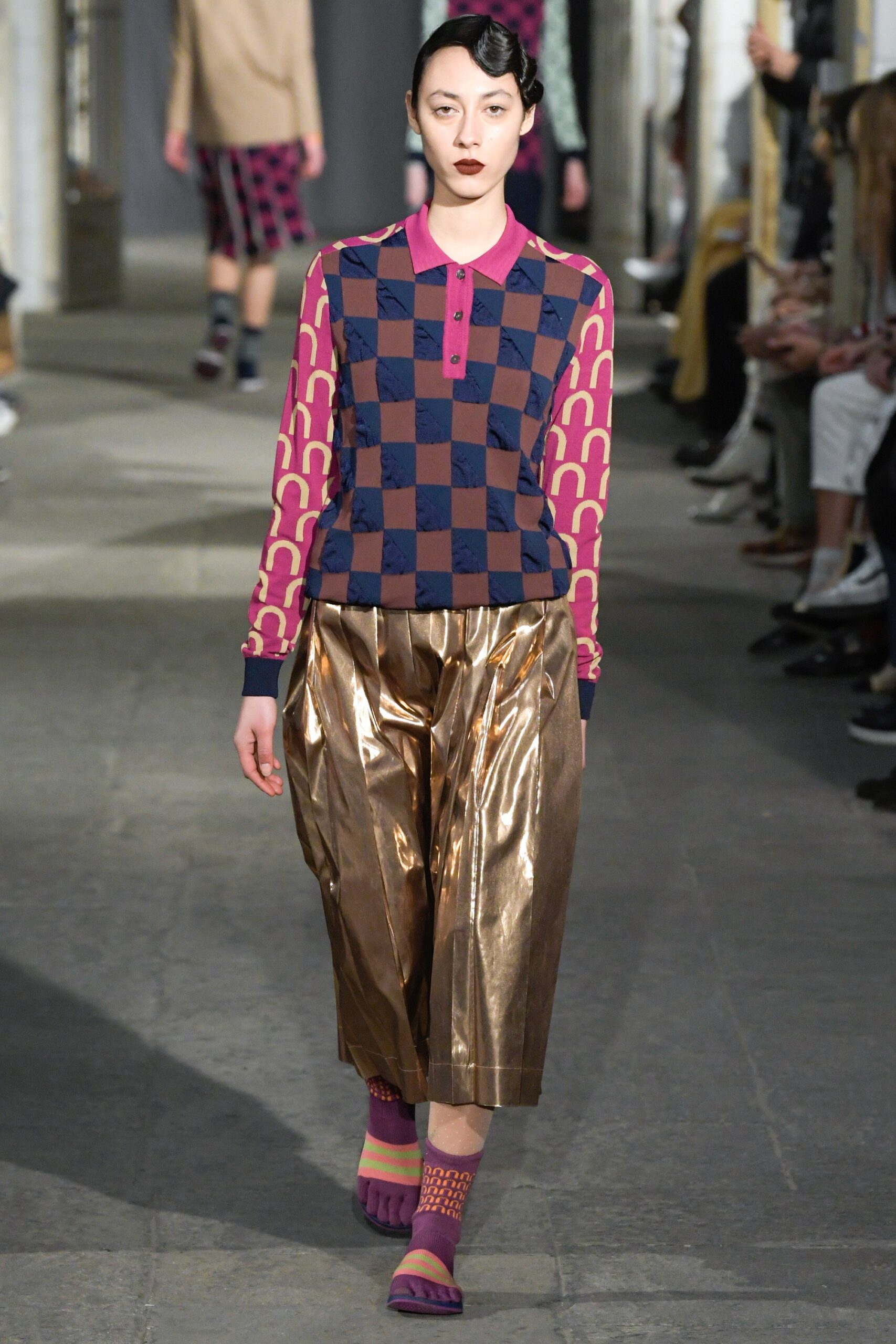 relaxed printed top with wide-leg pants