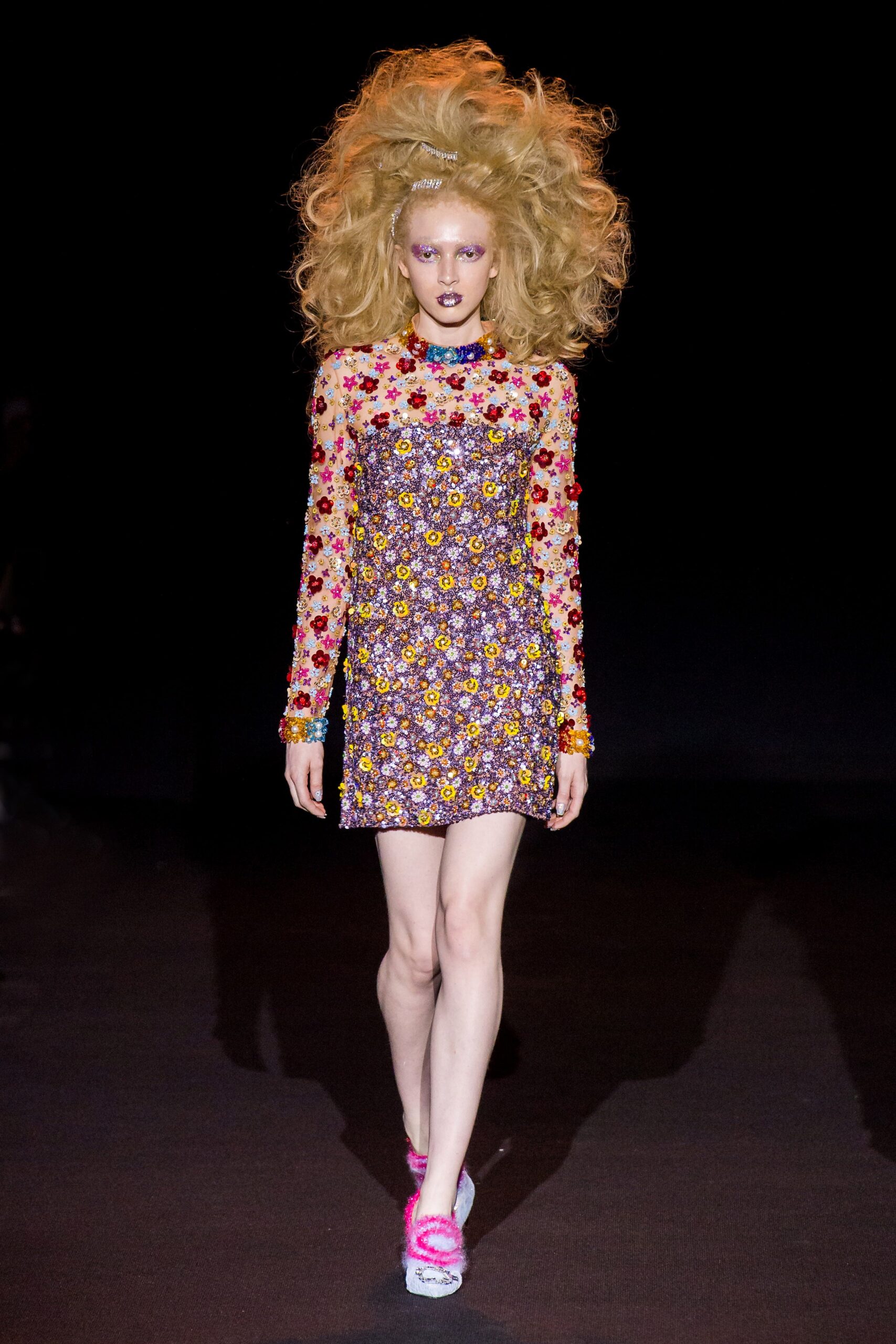 fitted floral mini-dress