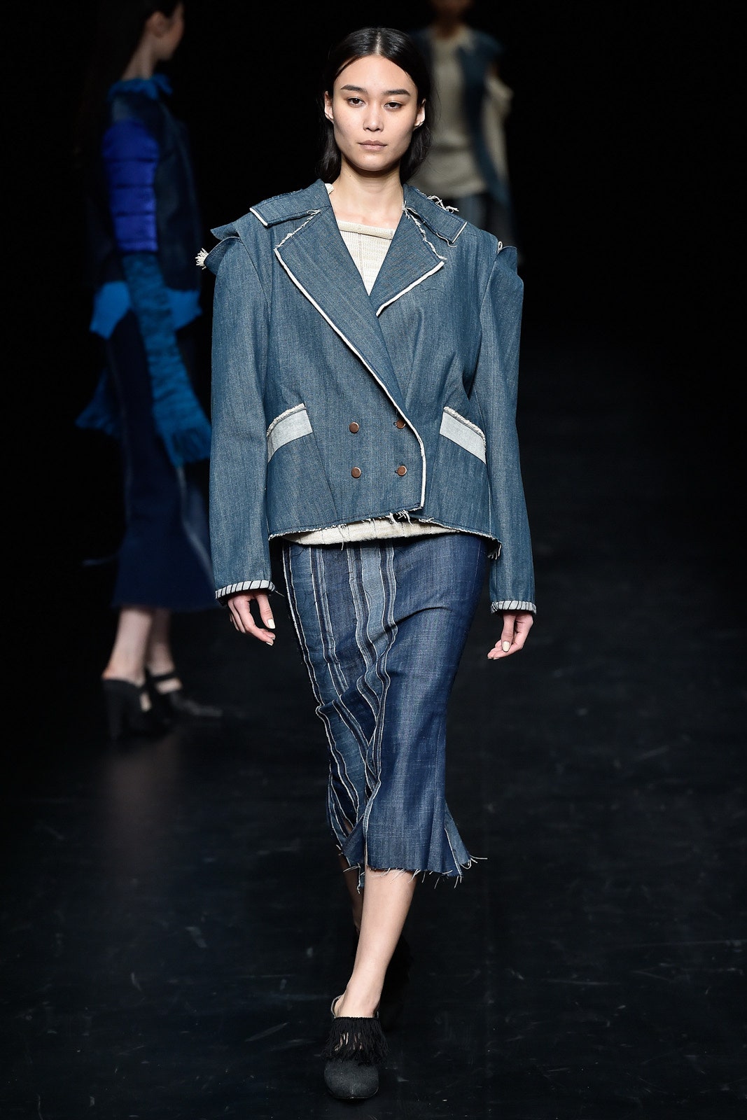 oversized denim jacket and pencil skirt