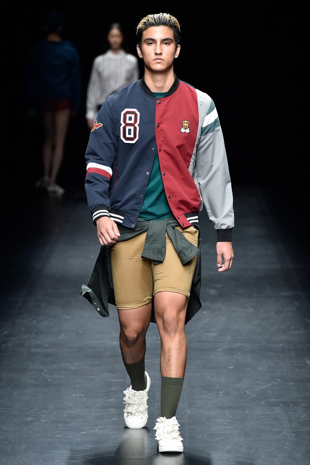 color-blocked fitted jacket with t-shirt