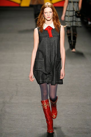 gray denim sleeveless dress with red boots