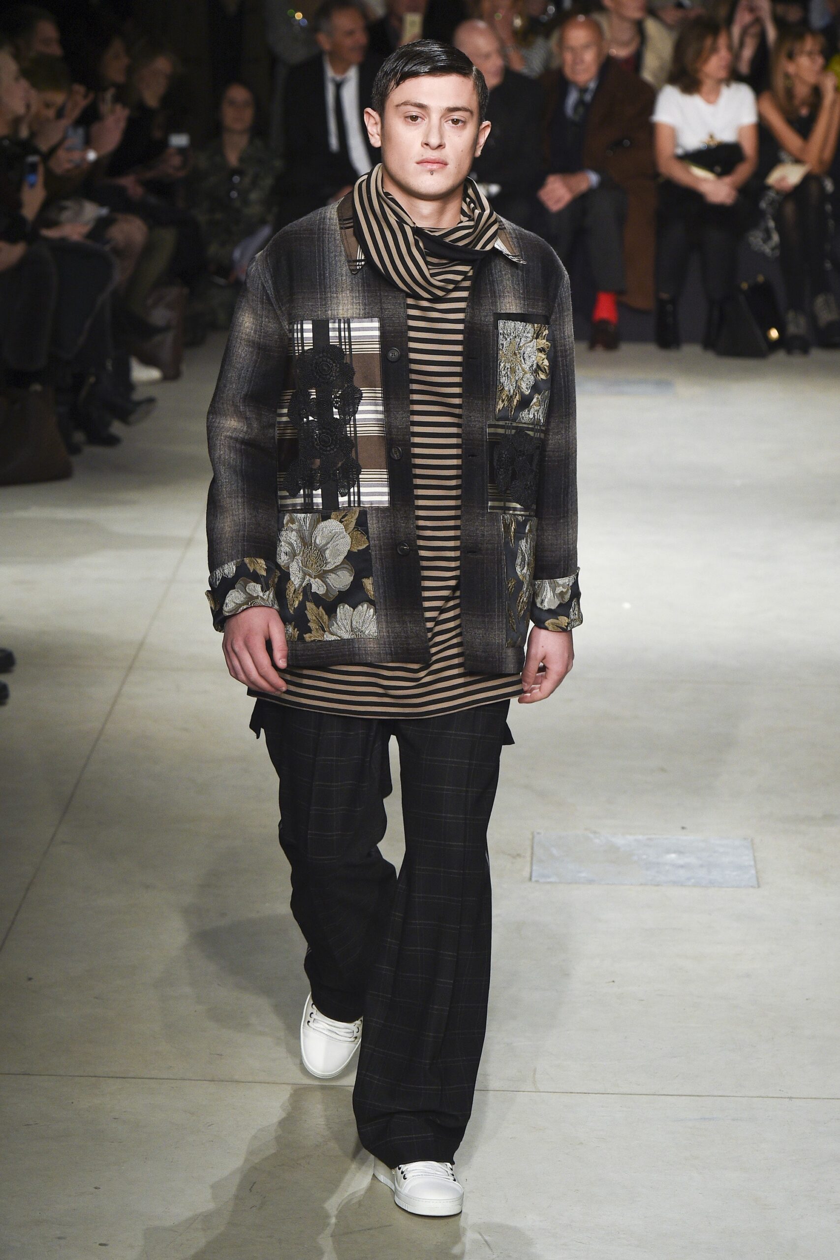 relaxed black and beige jacket with wide-leg pants