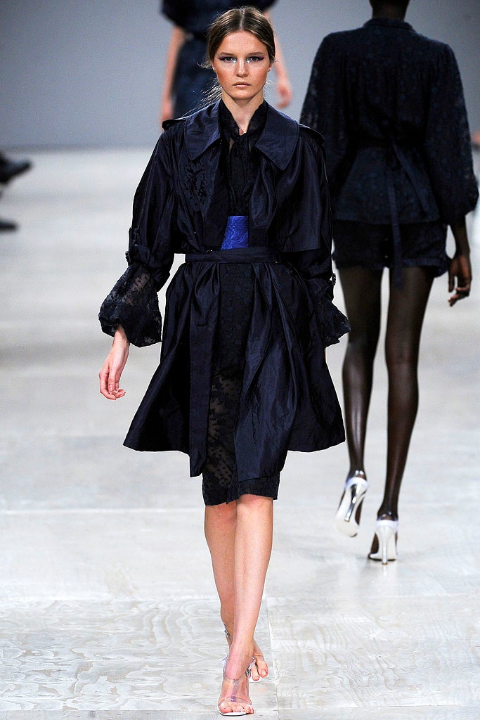 black fitted midi dress with coat