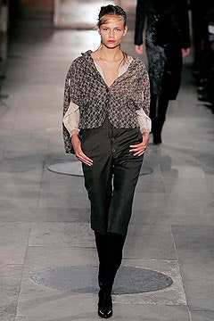 brown gray relaxed top with black fitted pants