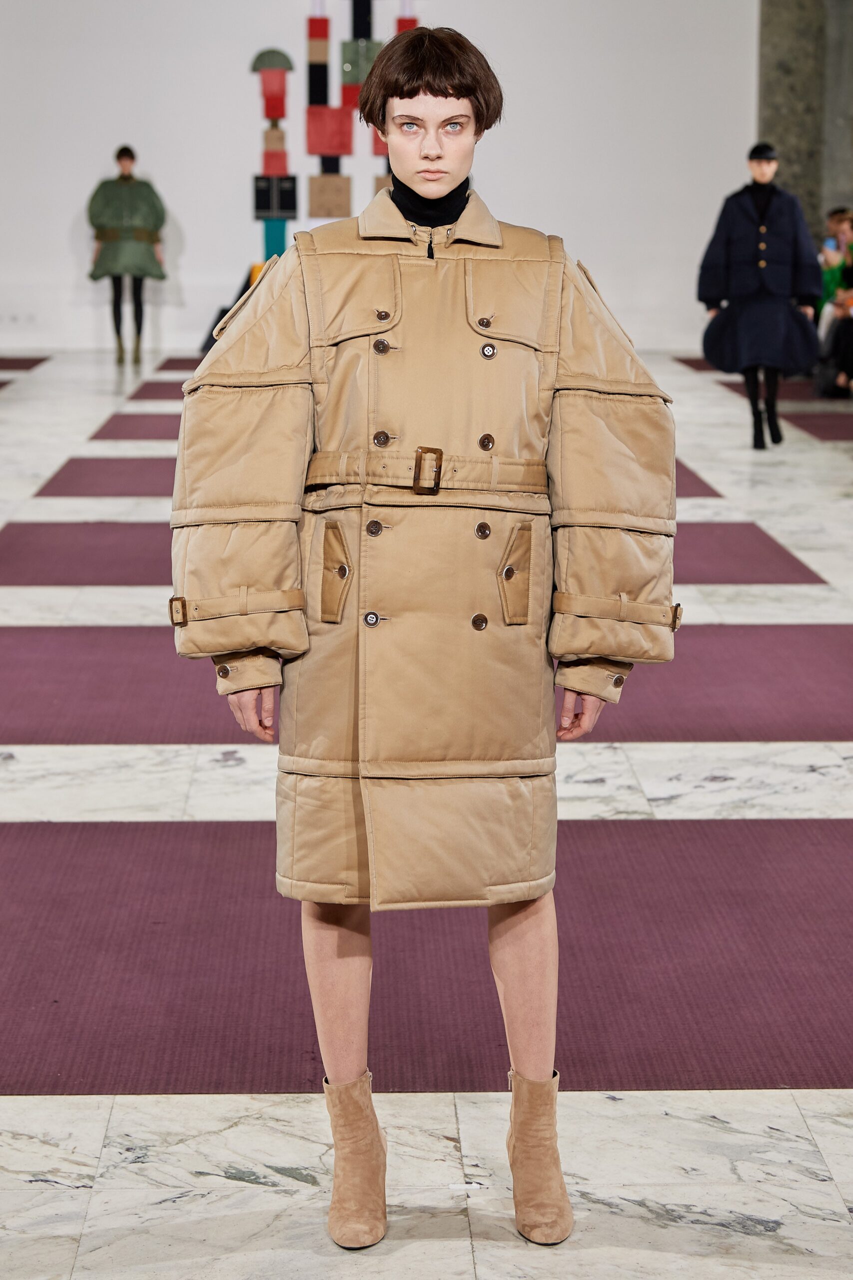 beige cotton long-sleeve collared oversized belted padded coat