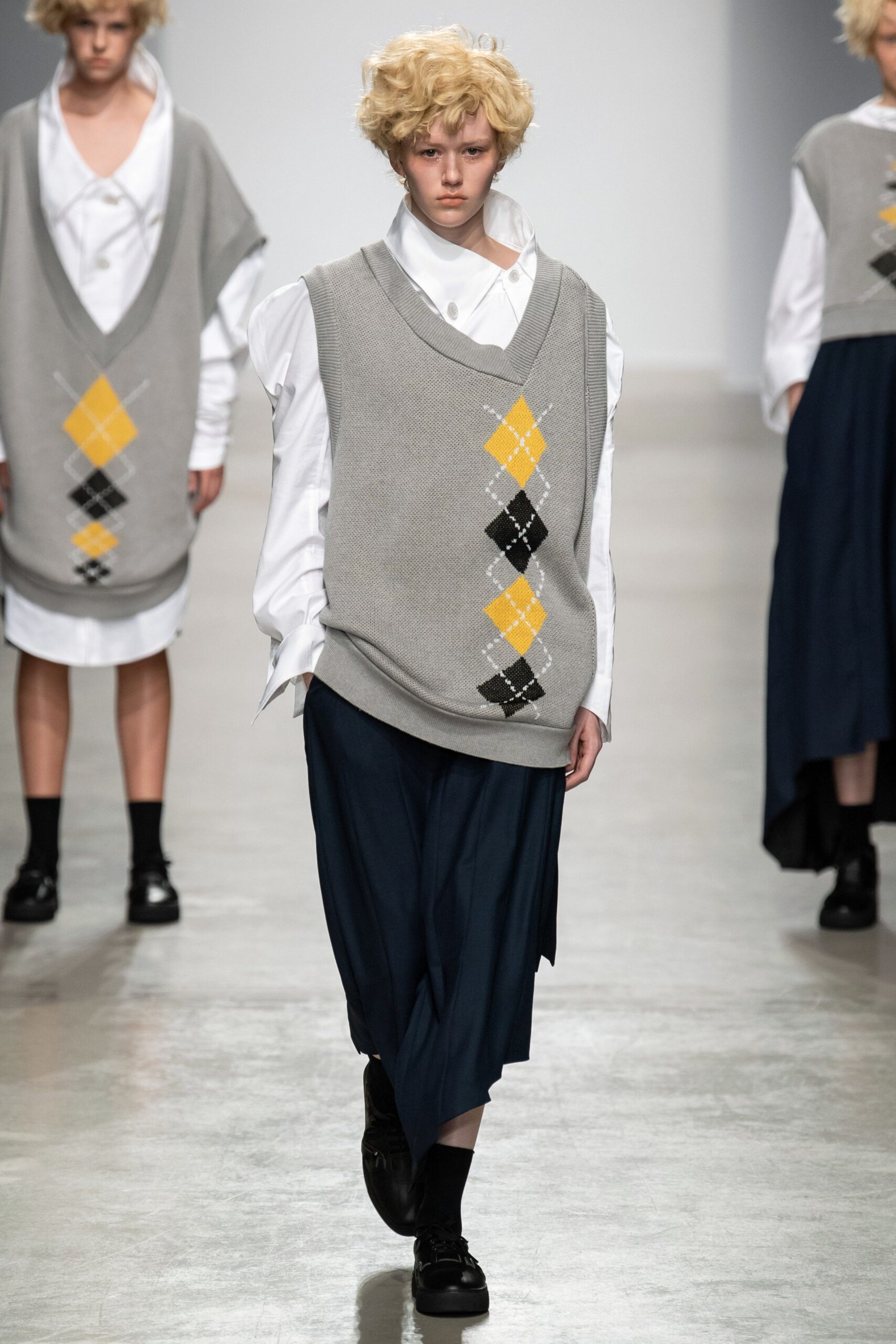 gray oversized sweater with argyle