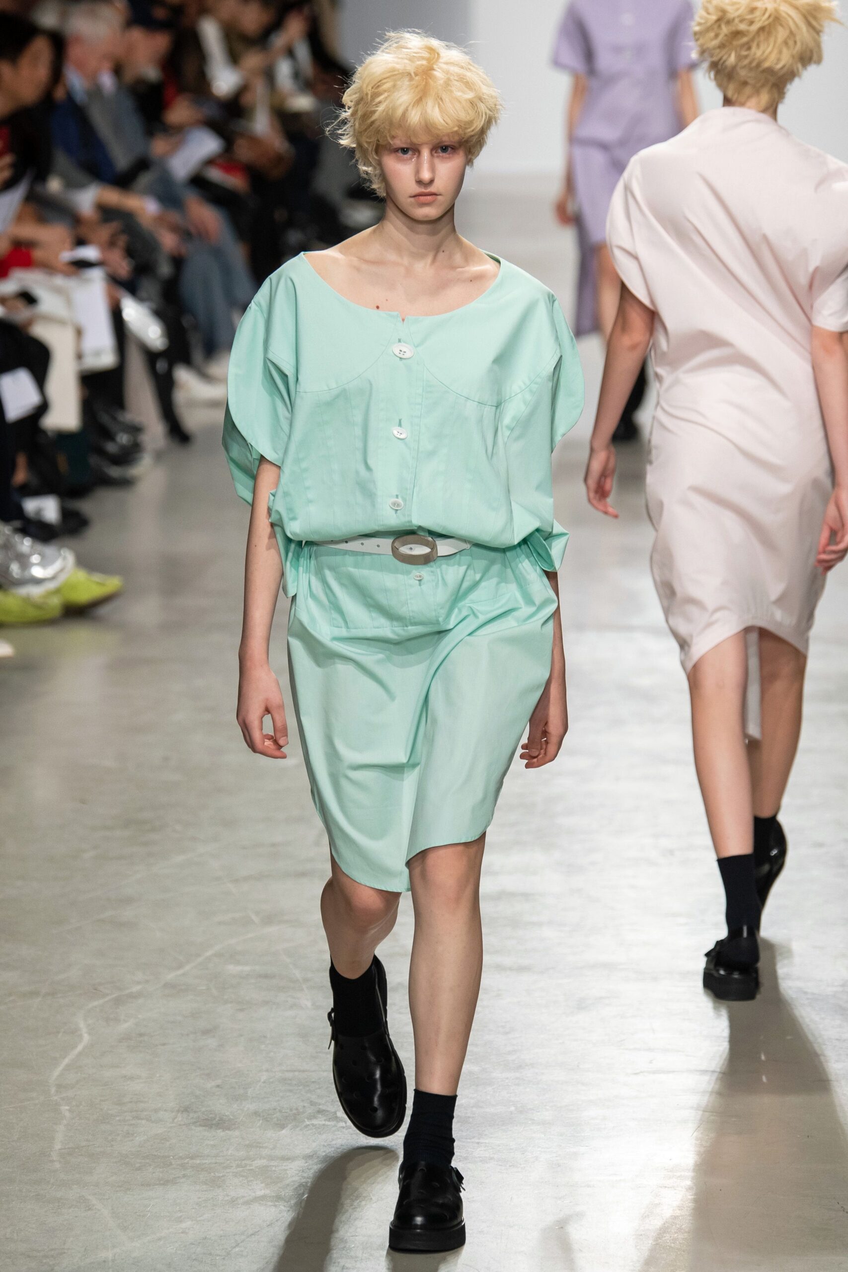 mint relaxed short-sleeve dress