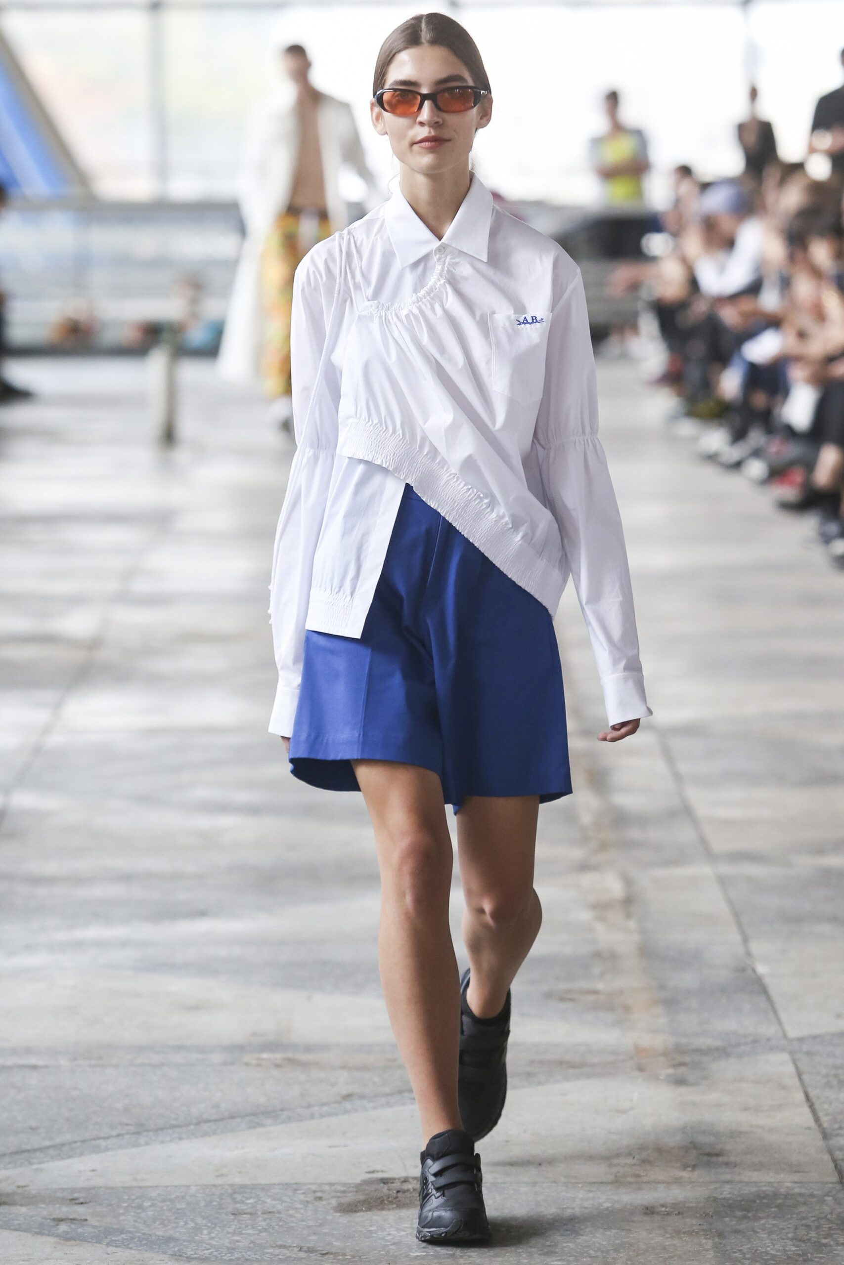 white cotton long-sleeve collared relaxed buttoned shirt