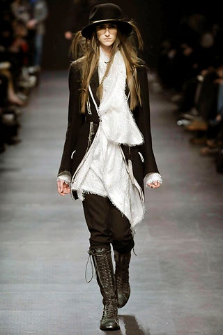 Ann Demeulemeester F/W 08 Look 1