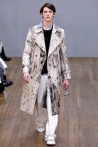 black and white trench coat outfit