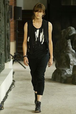 Ann Demeulemeester S/S 06 Menswear Look 139