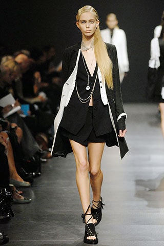 Ann Demeulemeester S/S 08 Look 1
