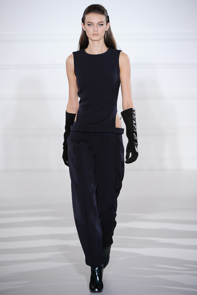 black fitted top with relaxed pants