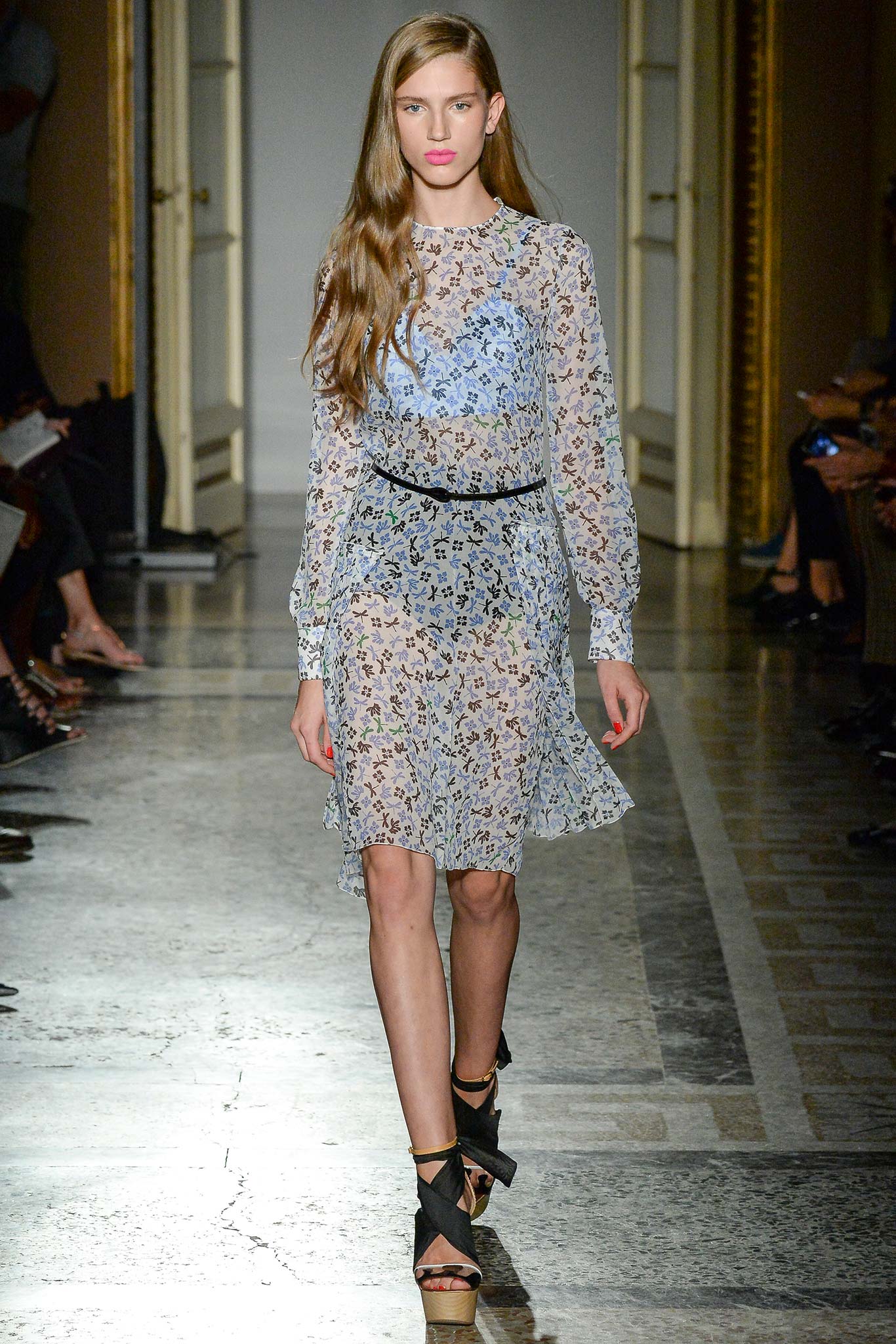 blue floral midi dress with black shoes