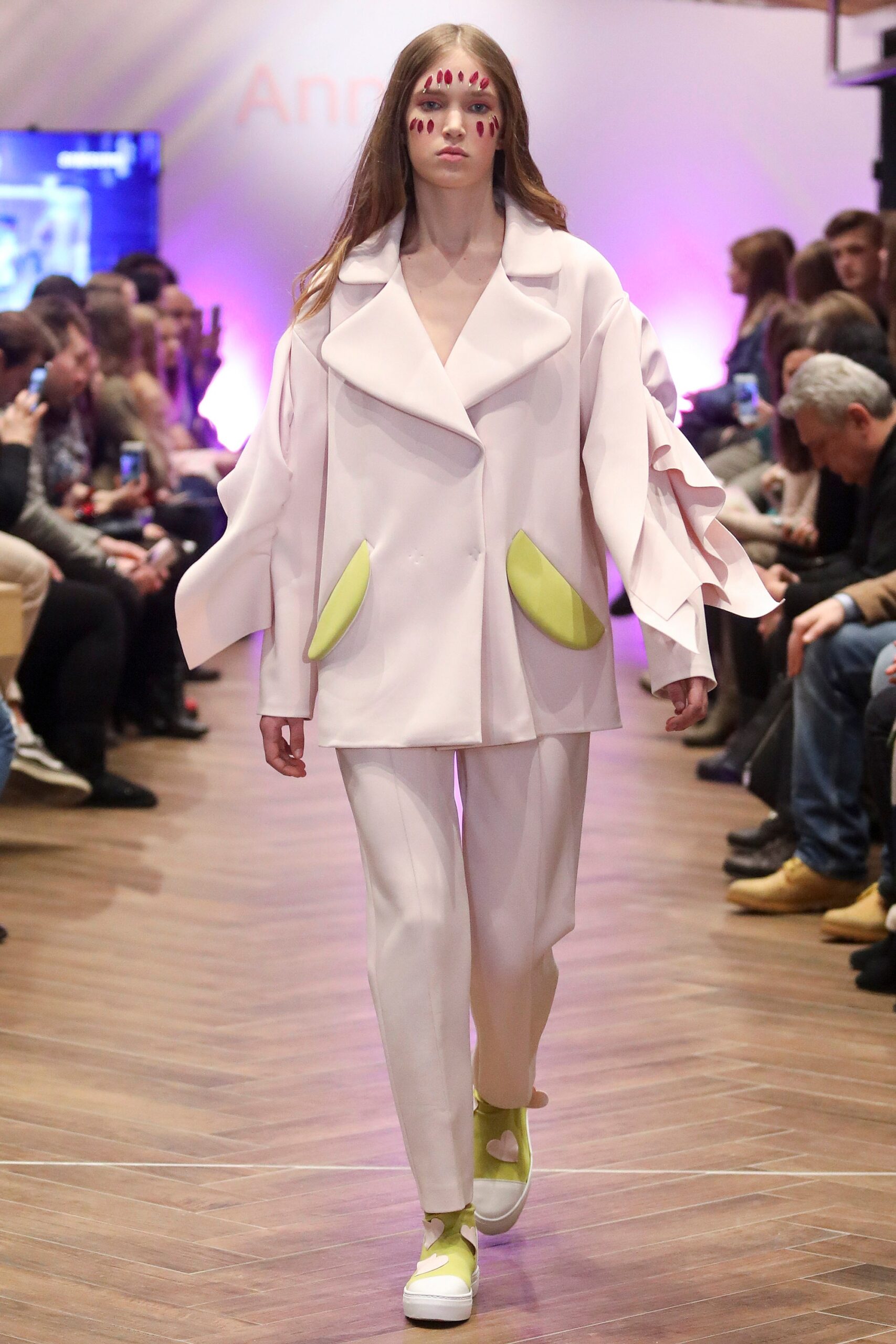 Anna K Kiev F/W 17 Look 129