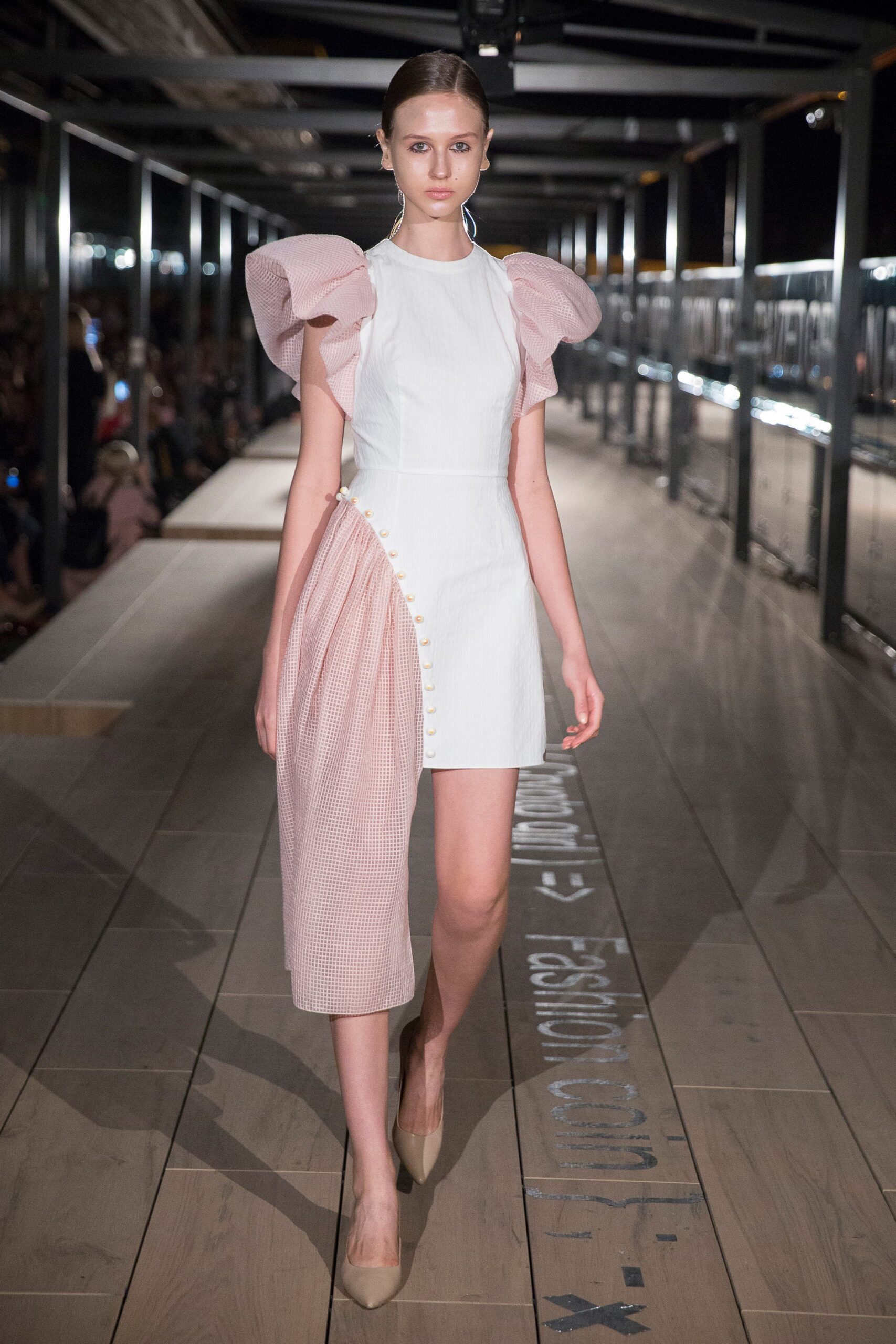 Anna K Kiev S/S 18 Look 56