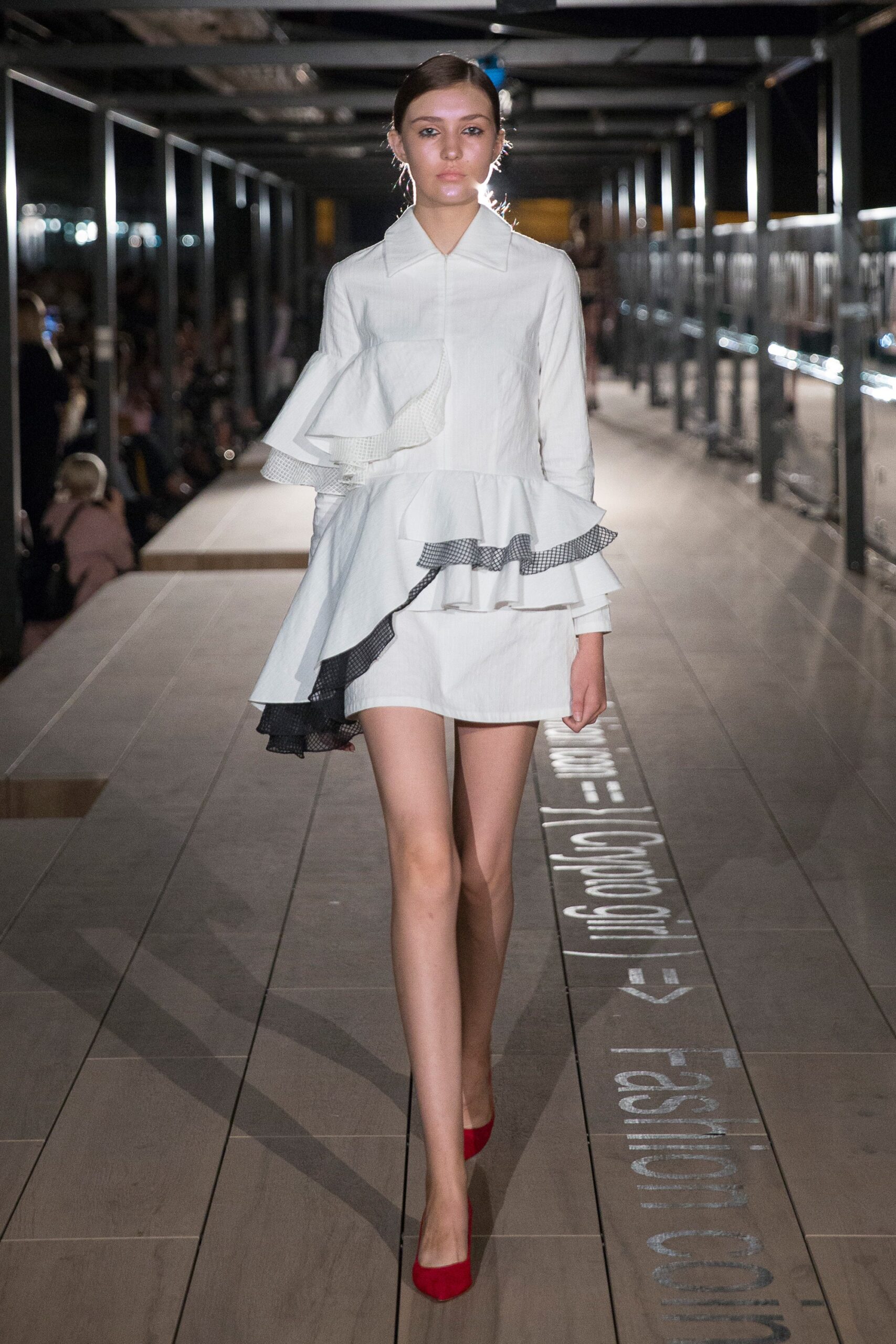 Anna K Kiev S/S 18 Look 76