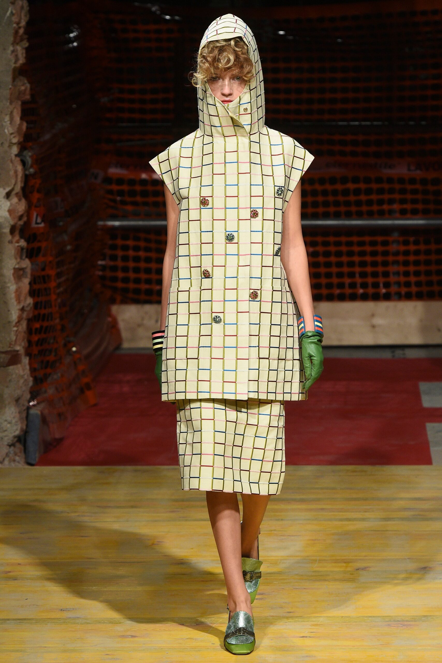green cotton sleeveless collared relaxed checked buttoned dress