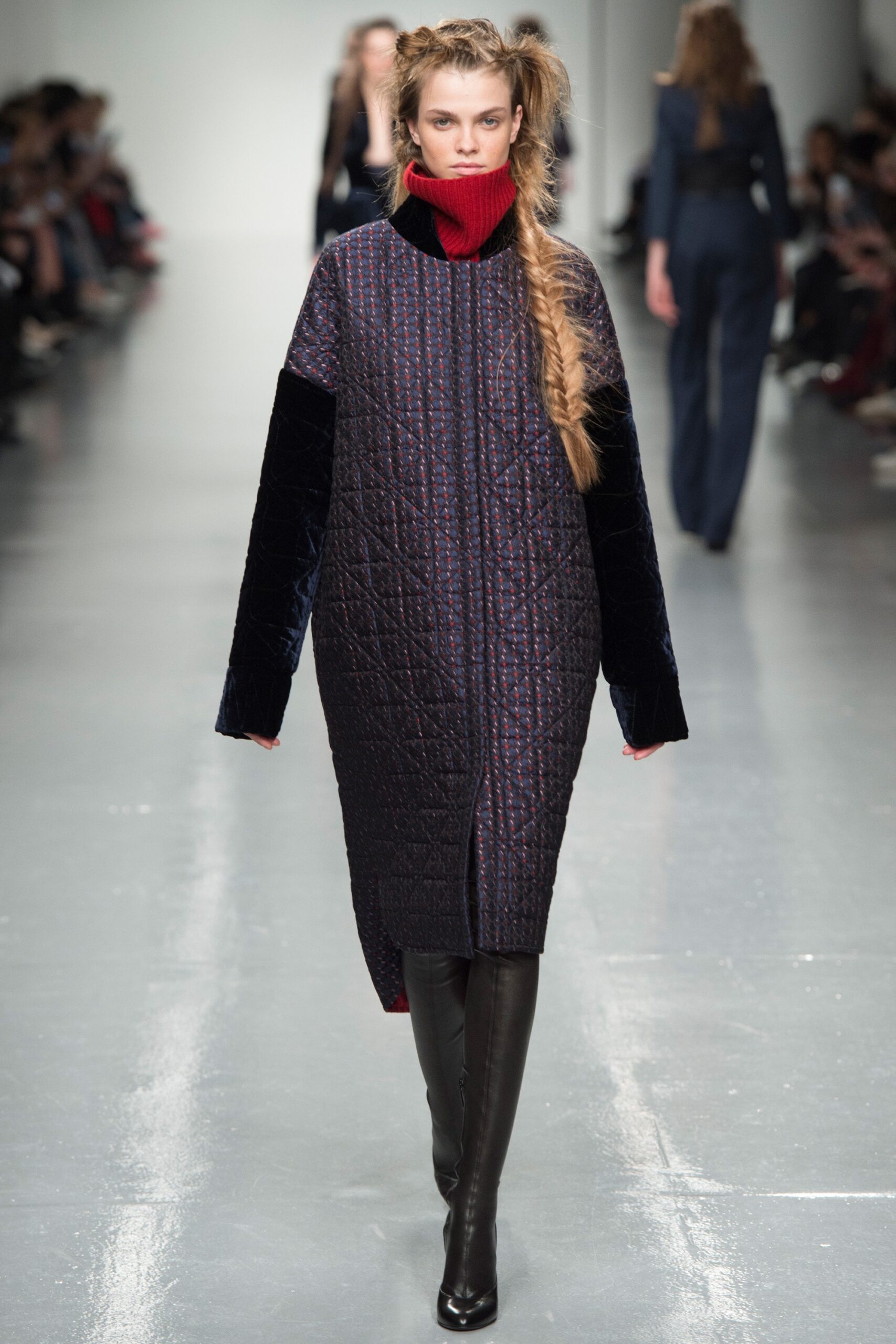 black wool long-sleeve high-neck relaxed quilted zippered coat
