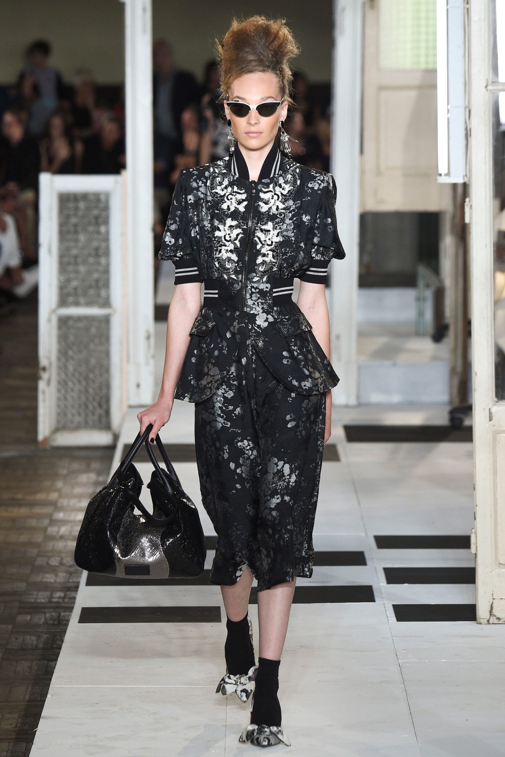 black silk short-sleeve collared fitted pleated buttoned dress