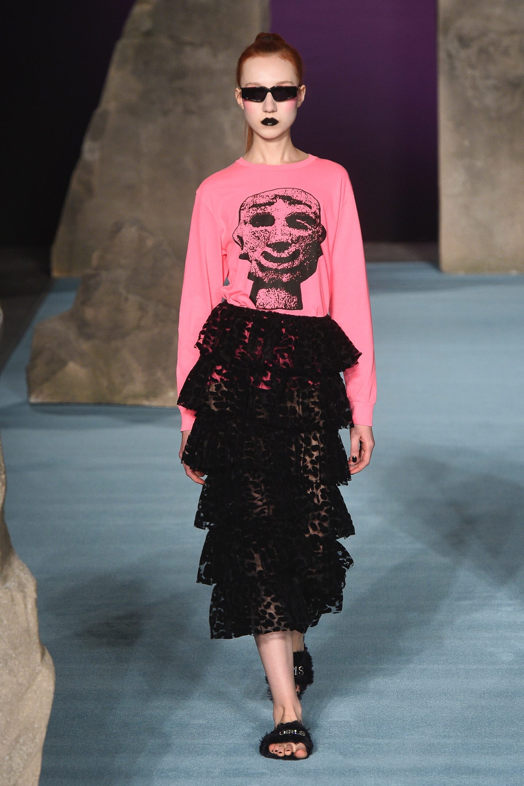 pink cotton long-sleeve collared relaxed printed top