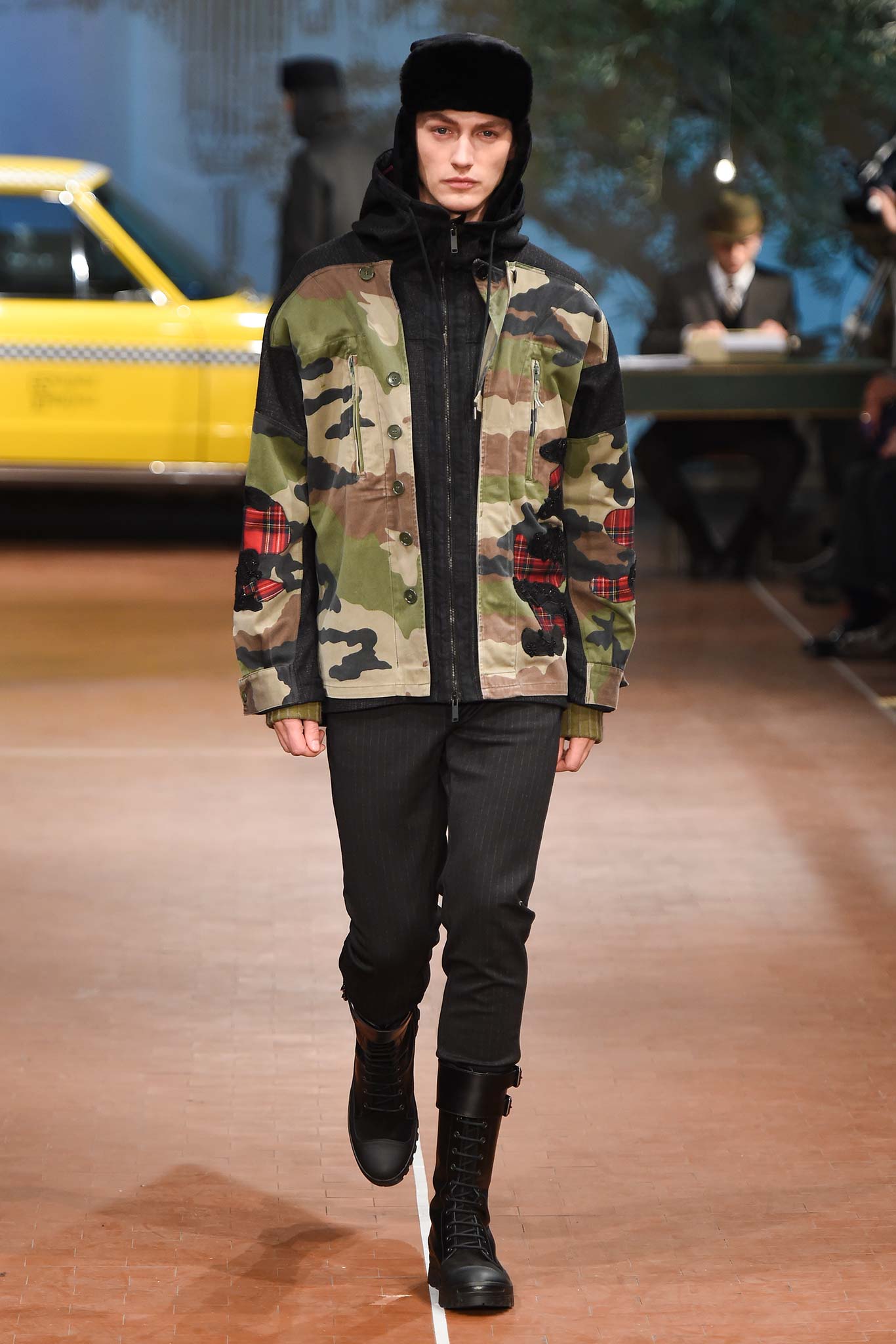 camouflage jacket with slim pants