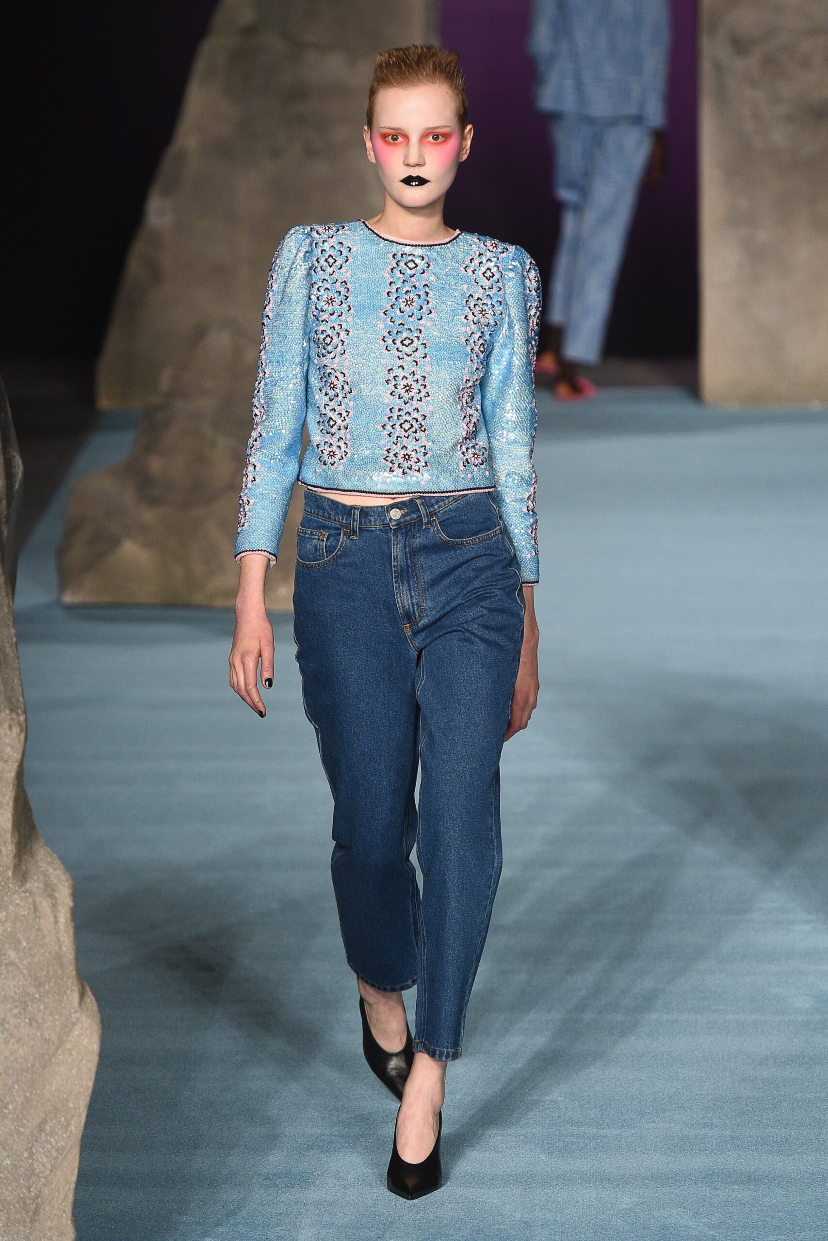 blue lace fitted top with jeans