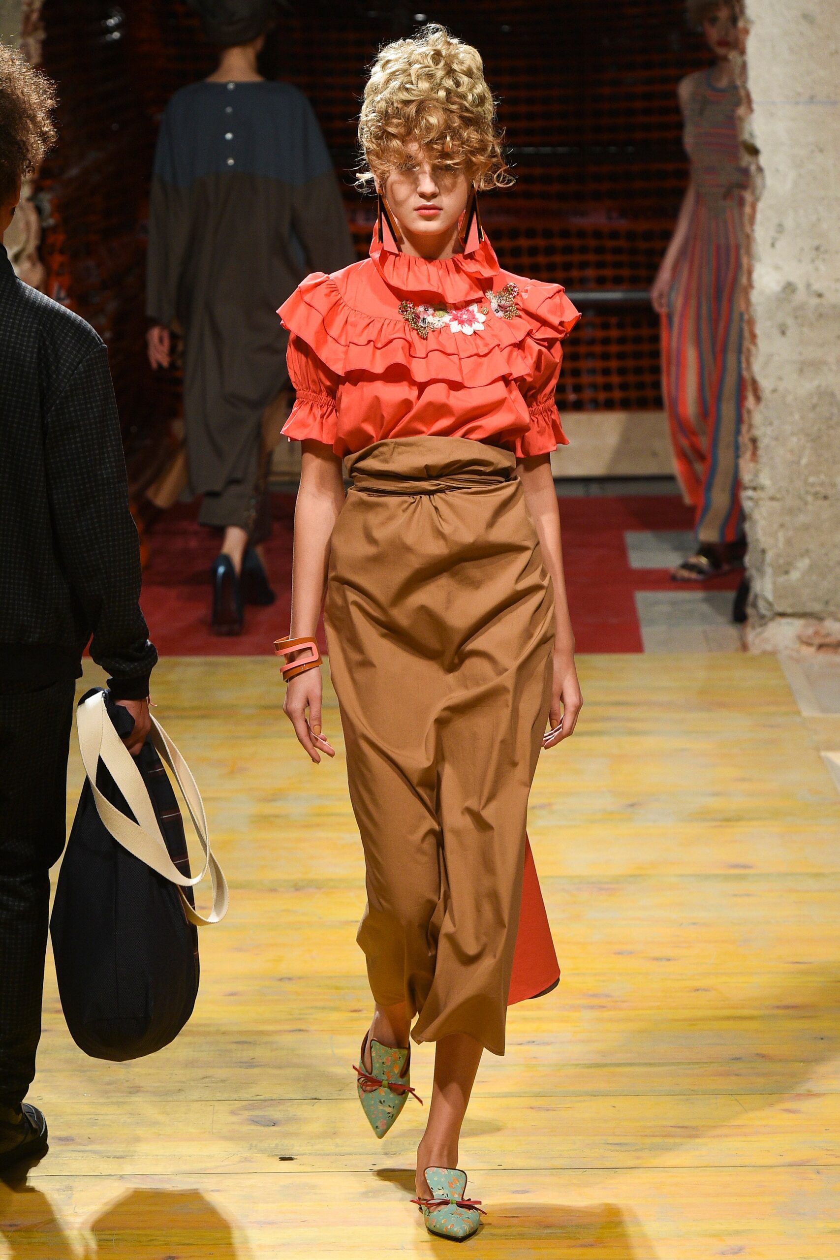 brown cotton fitted high-waisted pencil midi skirt