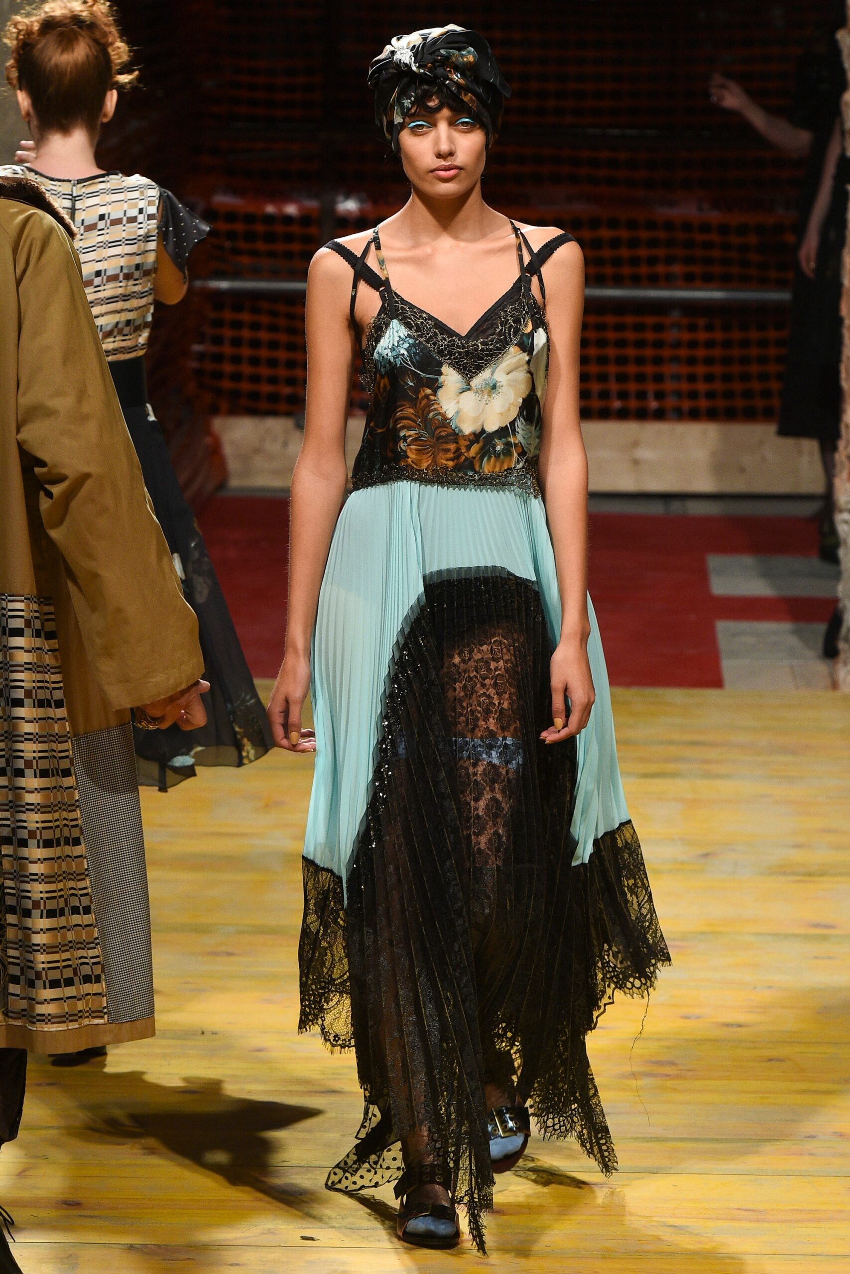 black and blue pleated dress