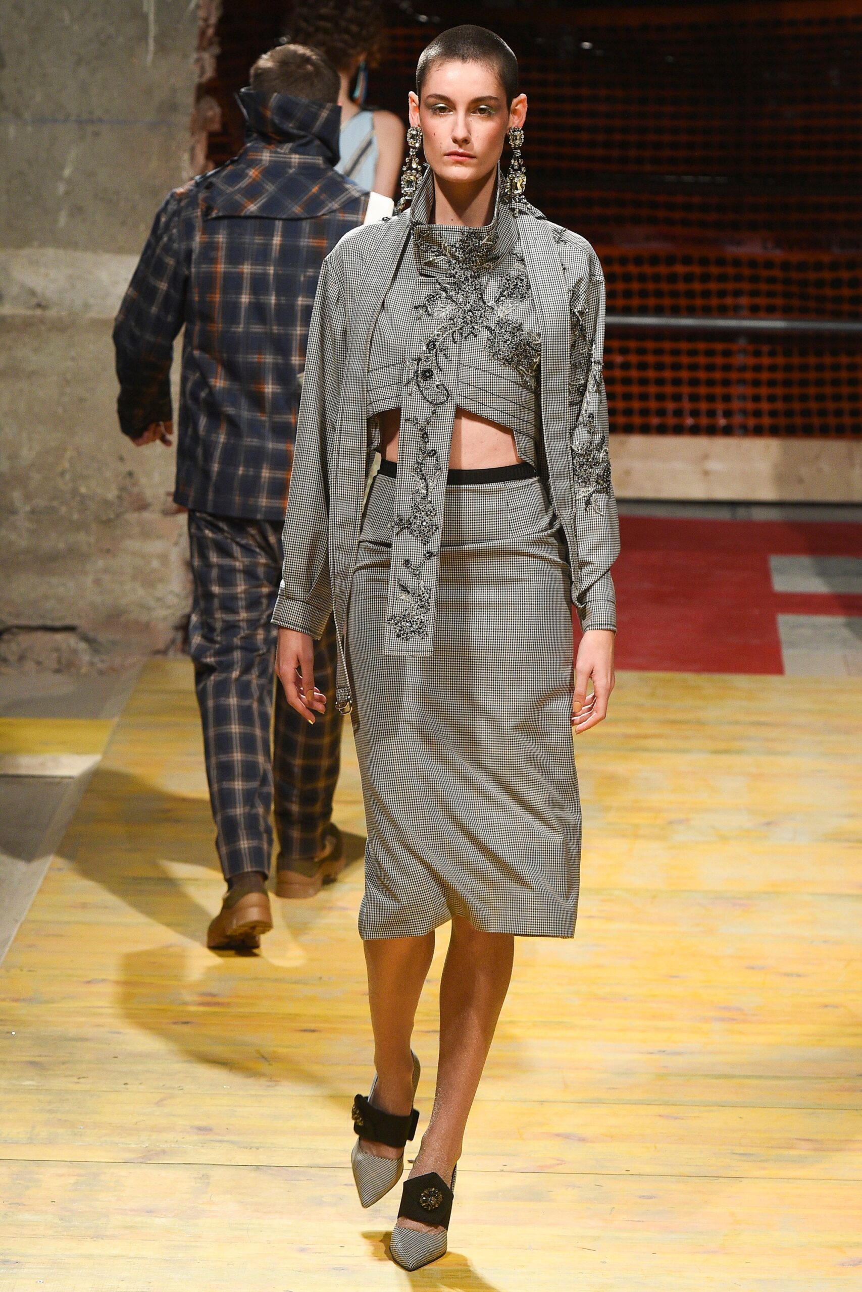 gray tailored blazer and pencil skirt