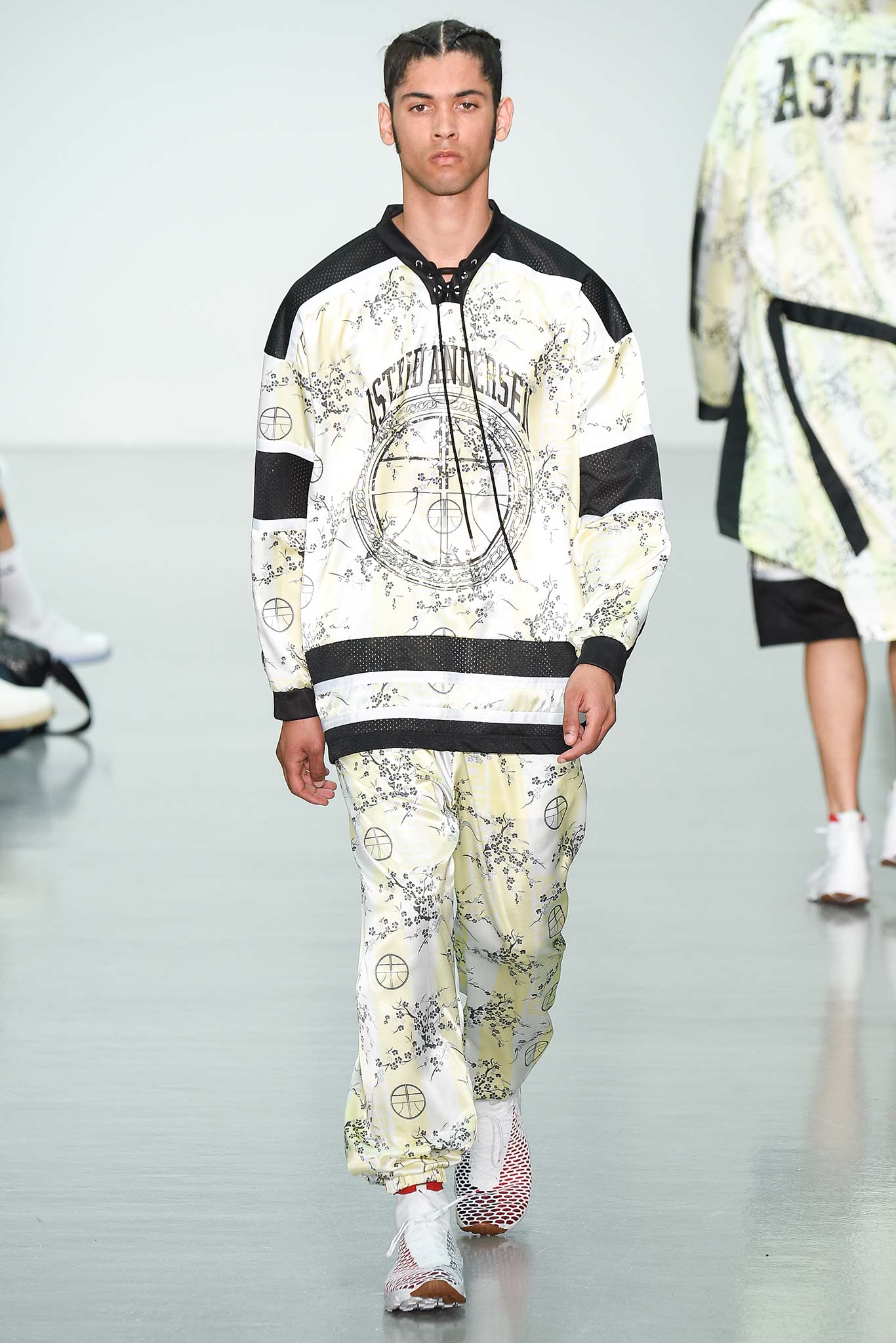 printed white and black hoodie and pants