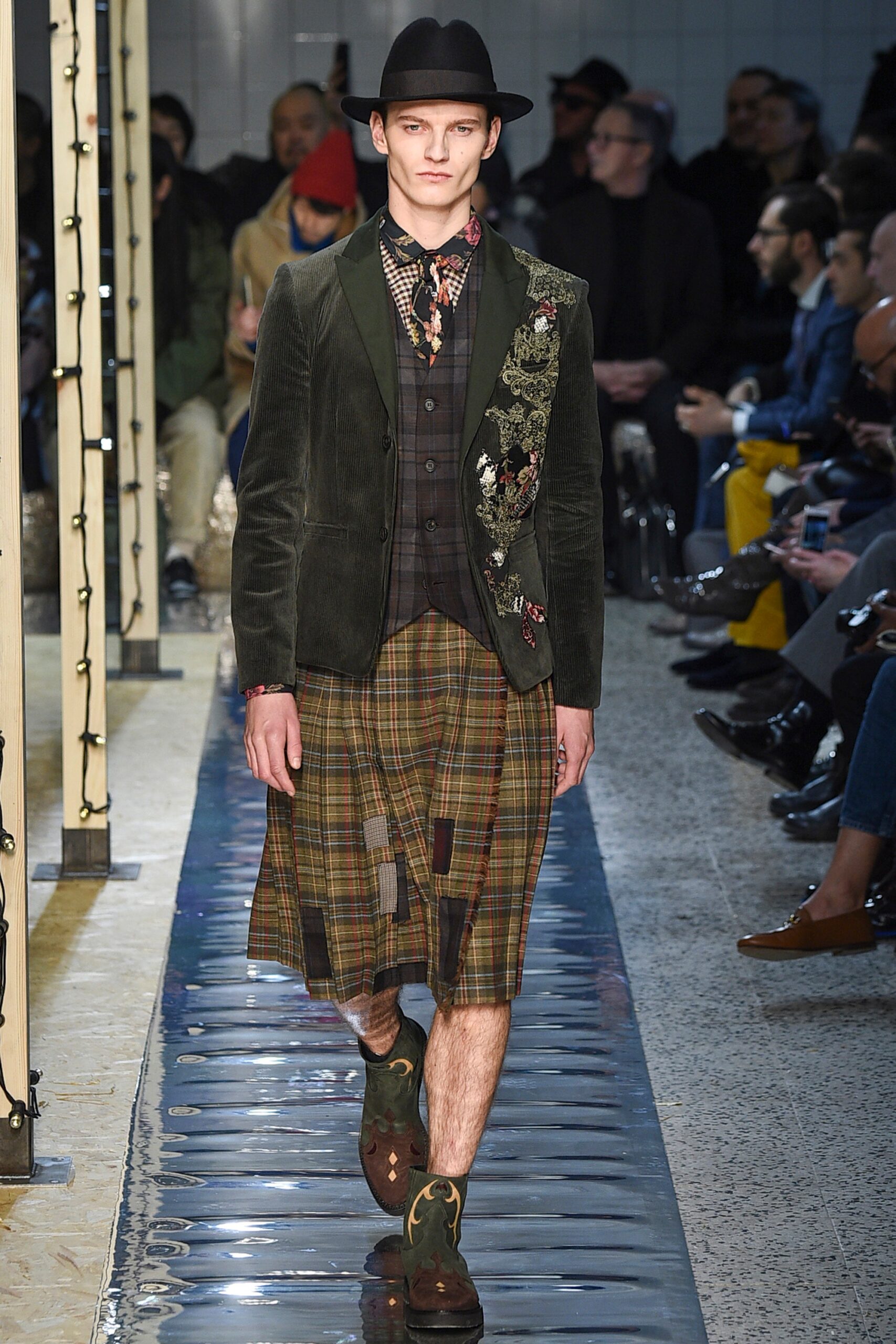 green velvet tailored blazer