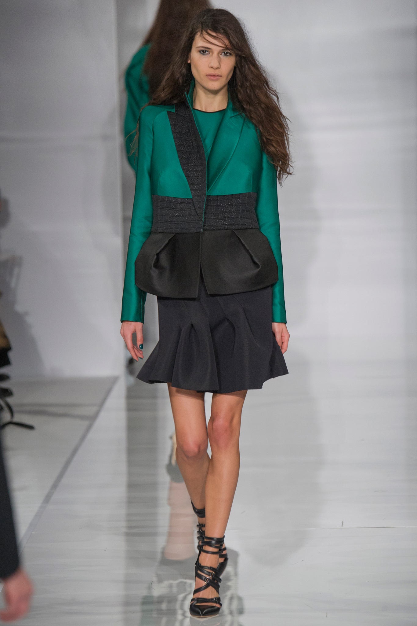 green silk long-sleeve collared fitted zippered blazer