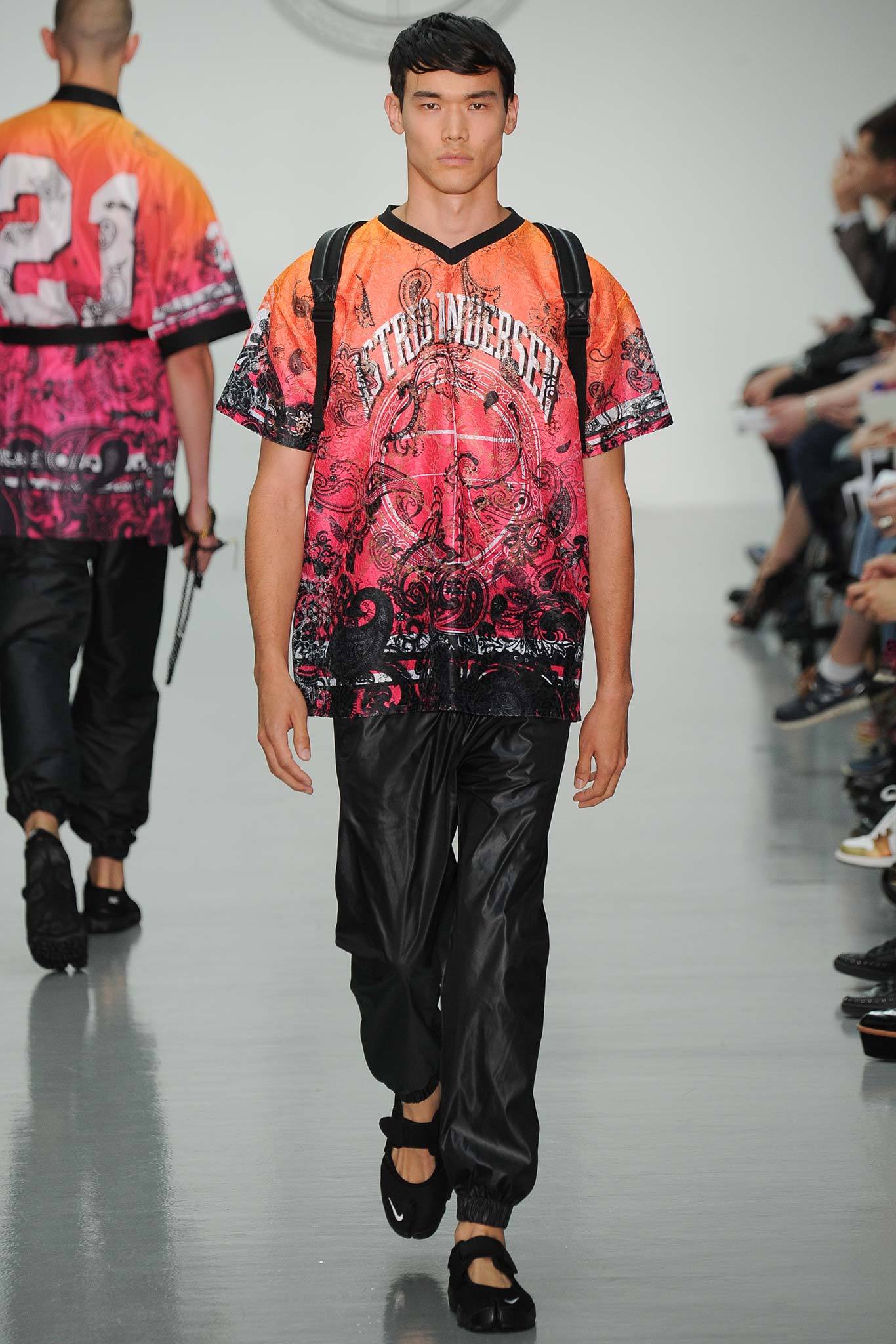 orange cotton short-sleeve collared relaxed printed t-shirt
