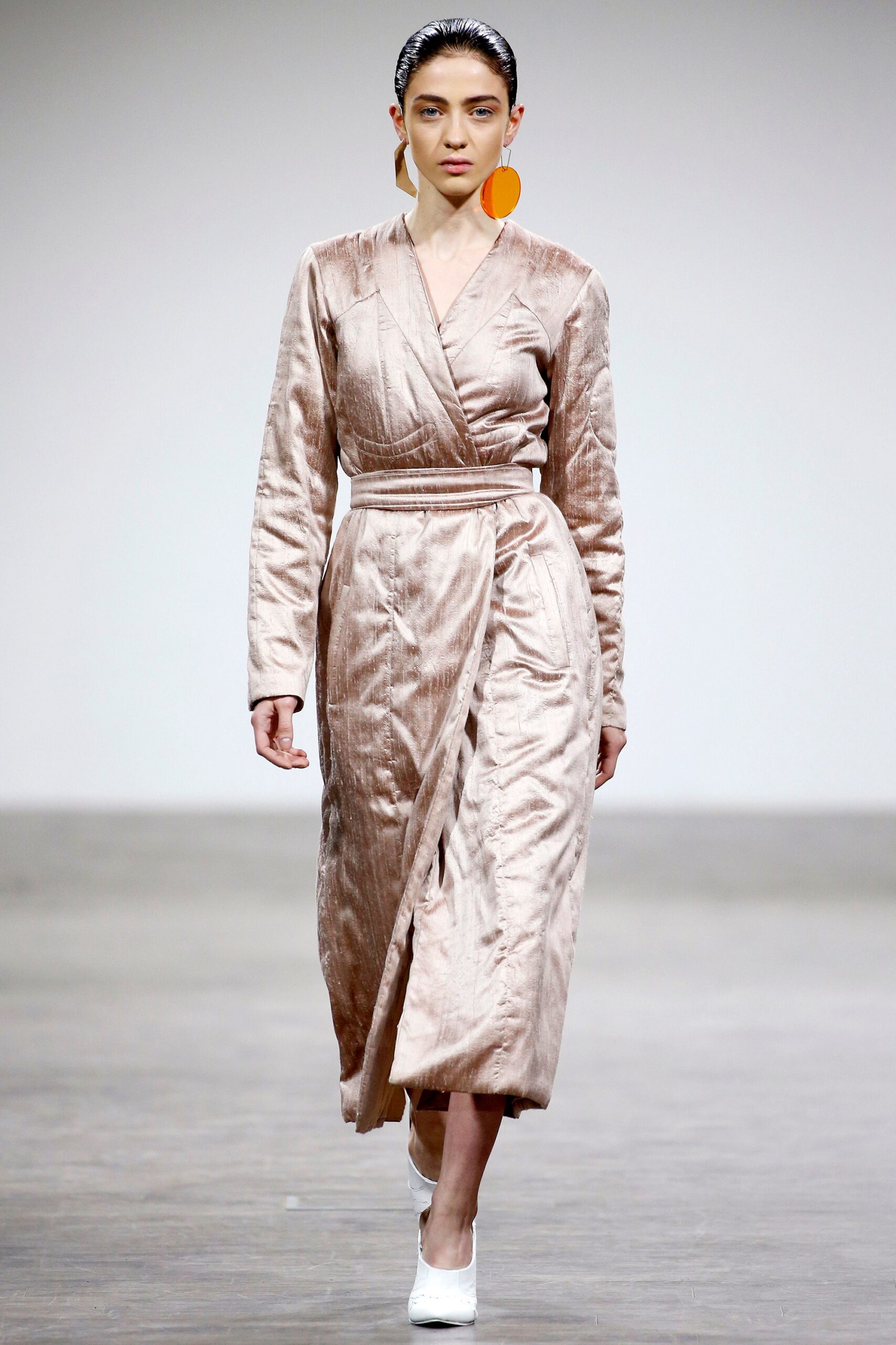 Atelier Kikala Tbilisi F/W 16 Look 60