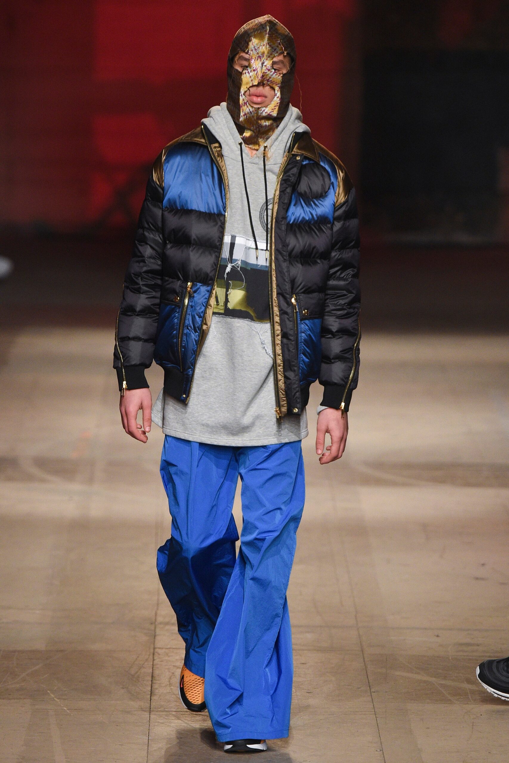 relaxed black blue jacket with hoodie