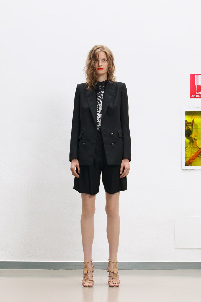 black tailored blazer with shorts