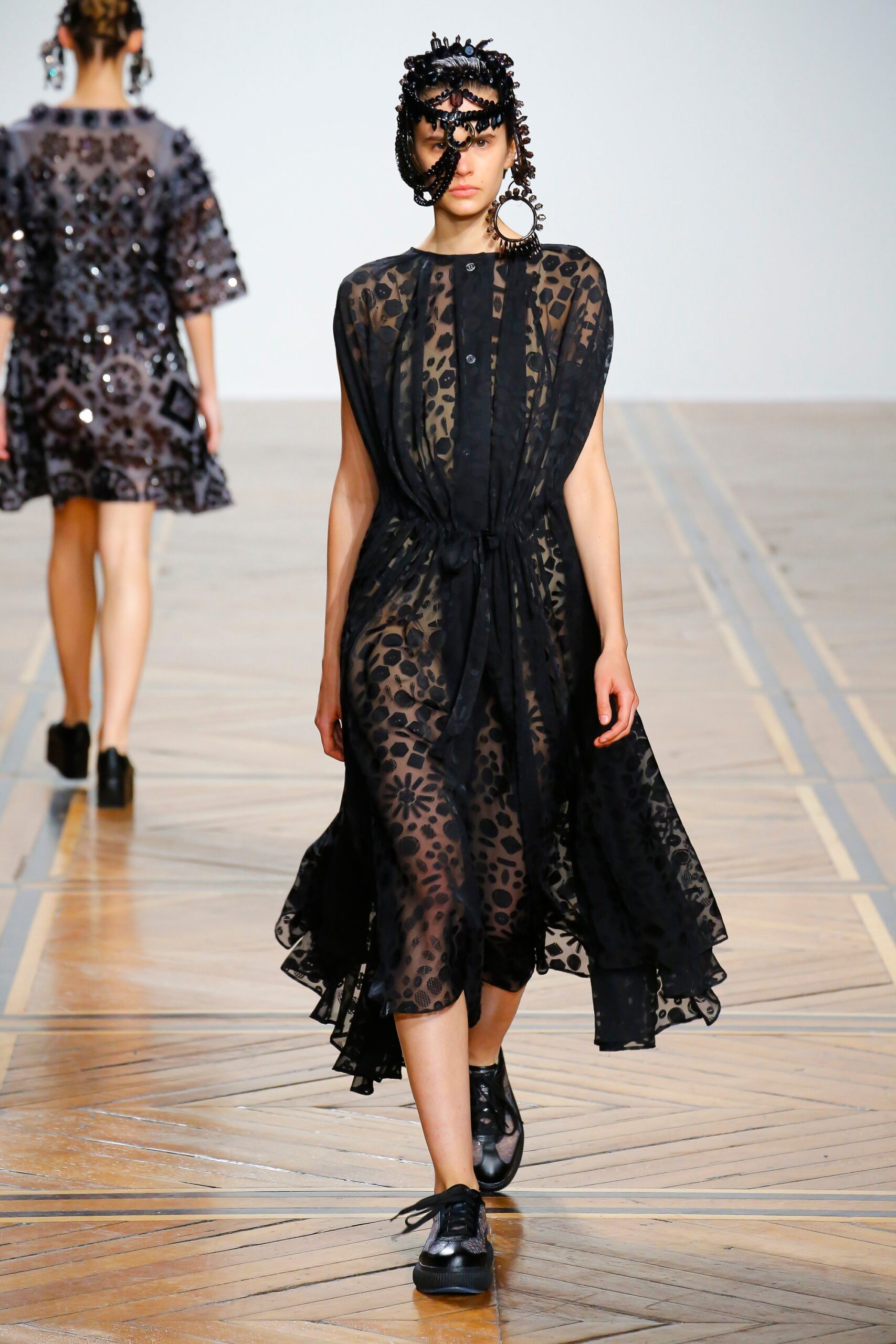 black chiffon sleeveless dress