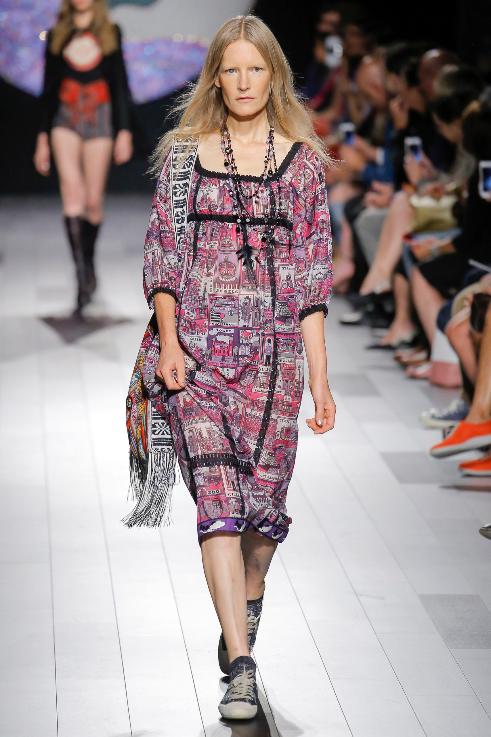 relaxed printed midi dress