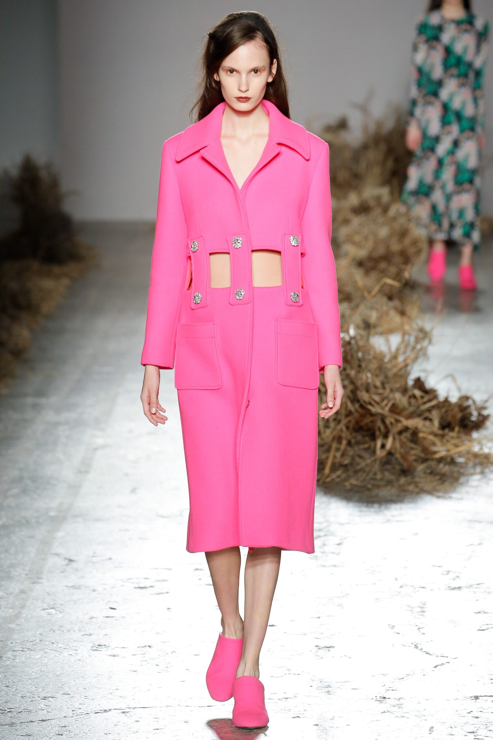 fitted pink wool coat