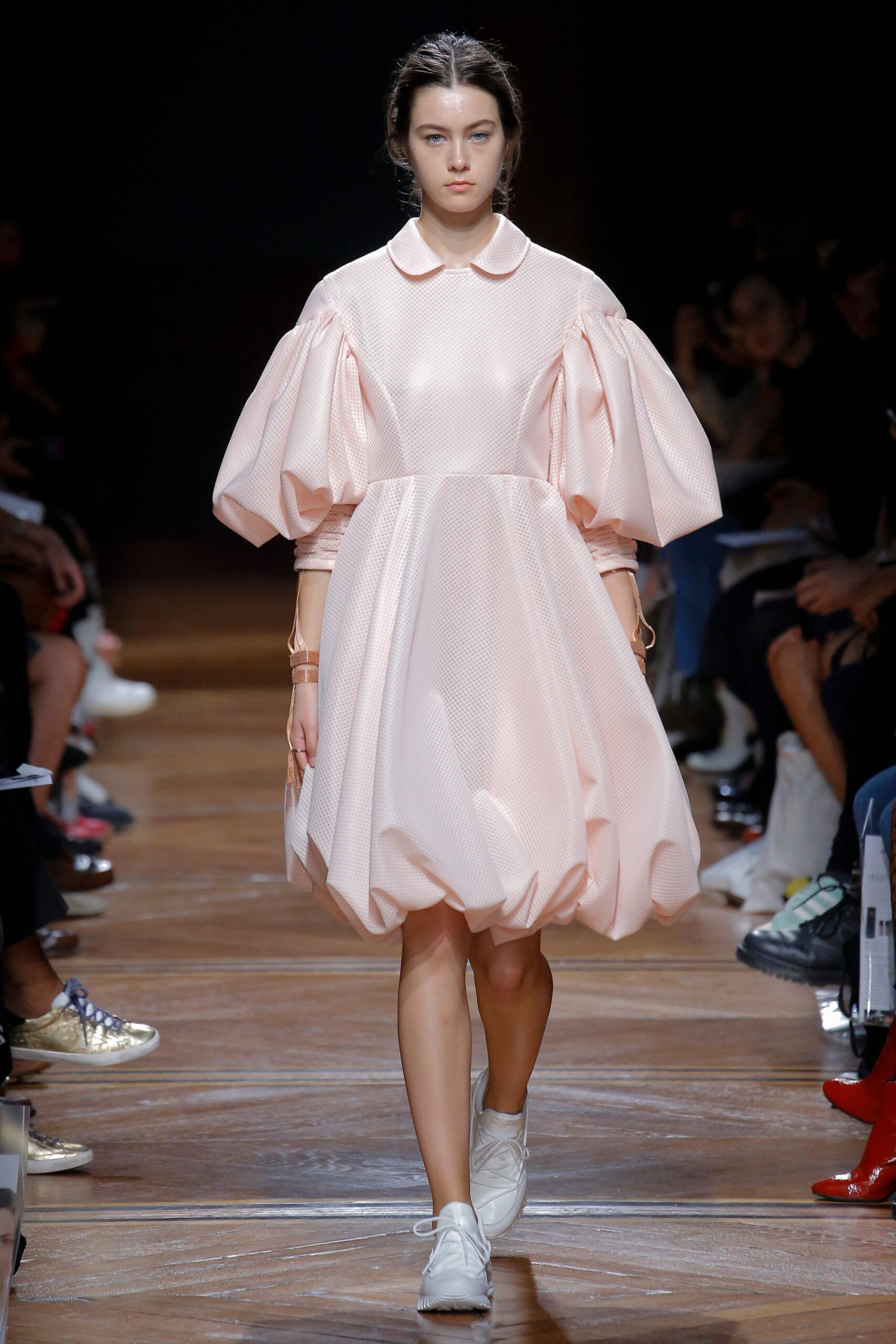 pink cotton short-sleeve collared relaxed pleated padded dress