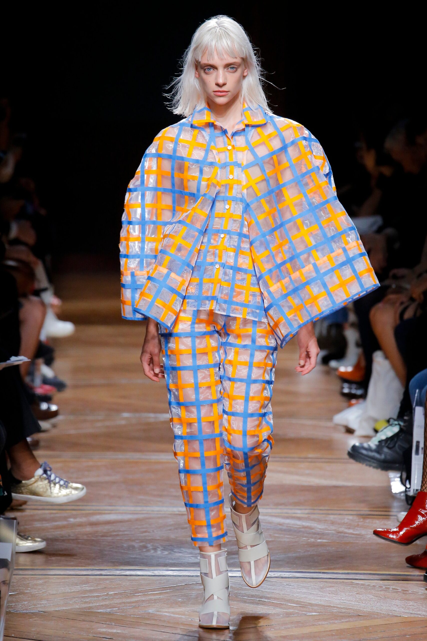 blue cotton sleeveless relaxed printed cape