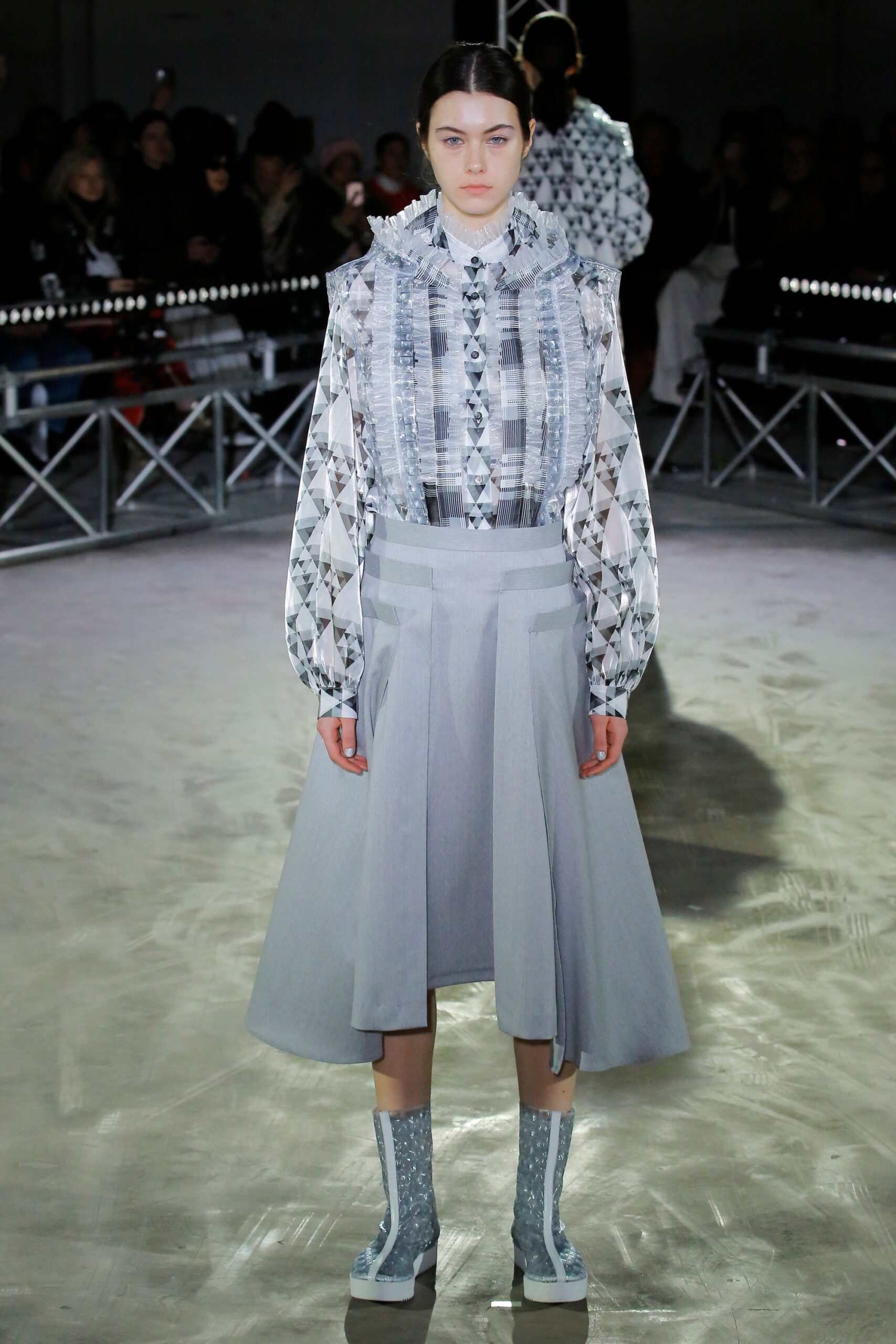 white silk long-sleeve collared fitted printed blouse